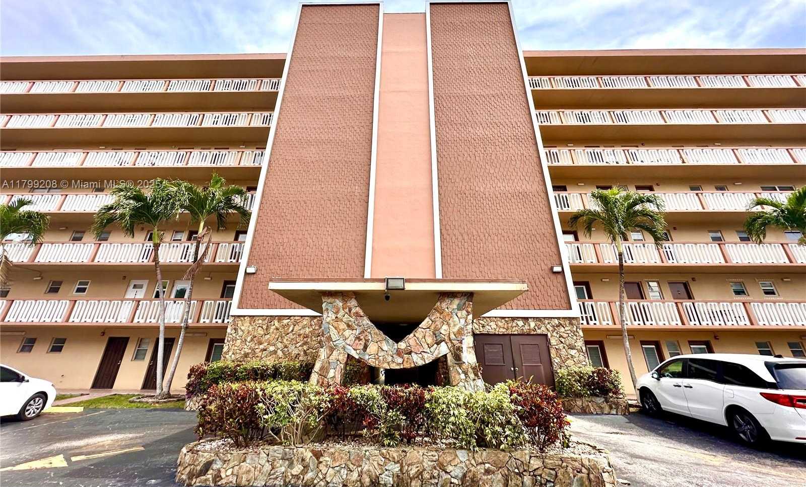 Small Image of 500 NORTH EAST 12TH AVE #705, Hallandale Beach Number 4