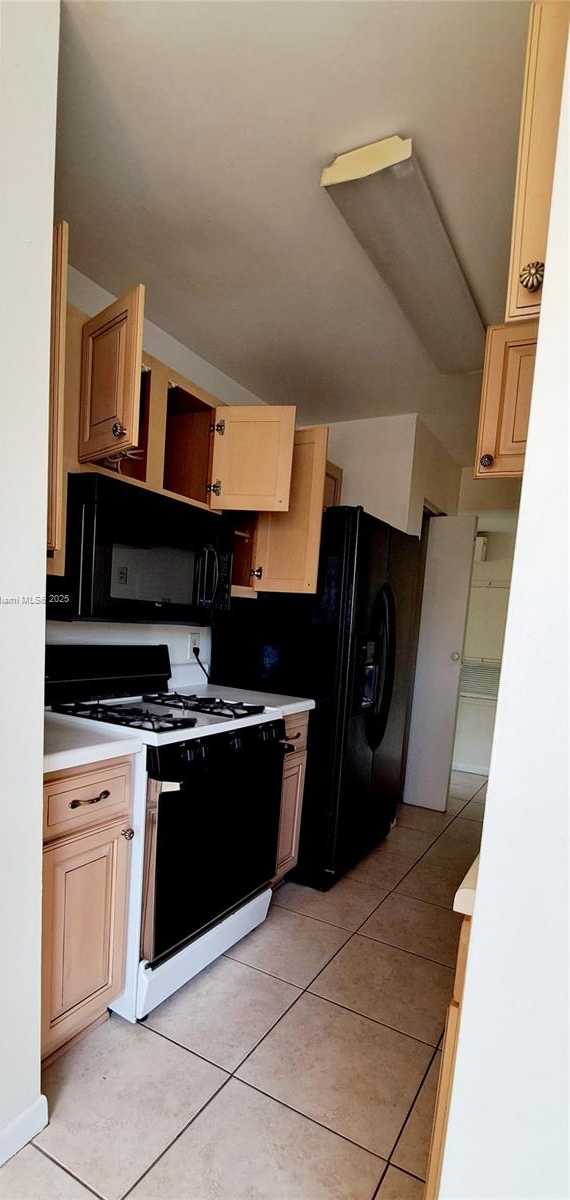 Small Image of 15320 SOUTH WEST 106TH TER #1103, Miami Number 12
