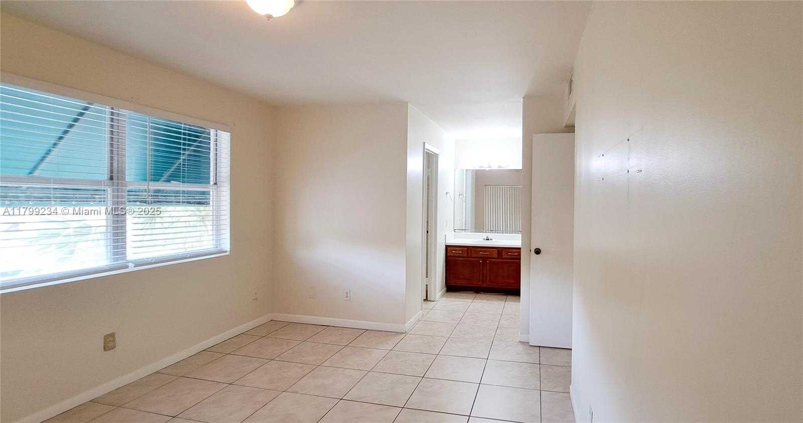 Small Image of 15320 SOUTH WEST 106TH TER #1103, Miami Number 13