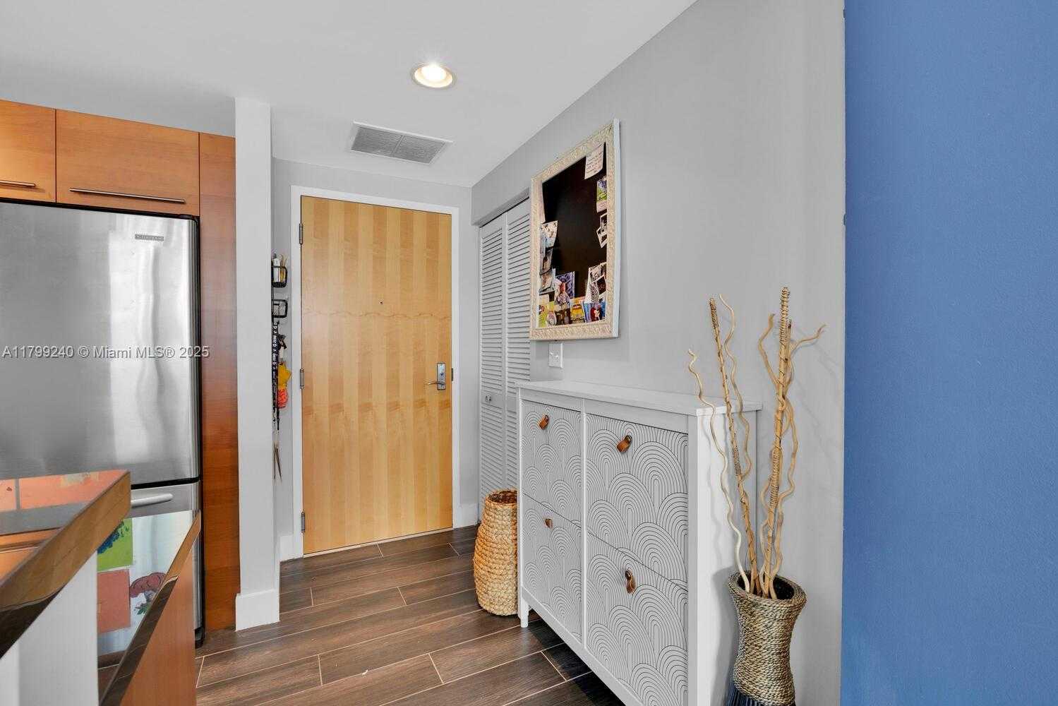 Small Image of 253 NORTH EAST 2ND ST #1710, Miami Number 18