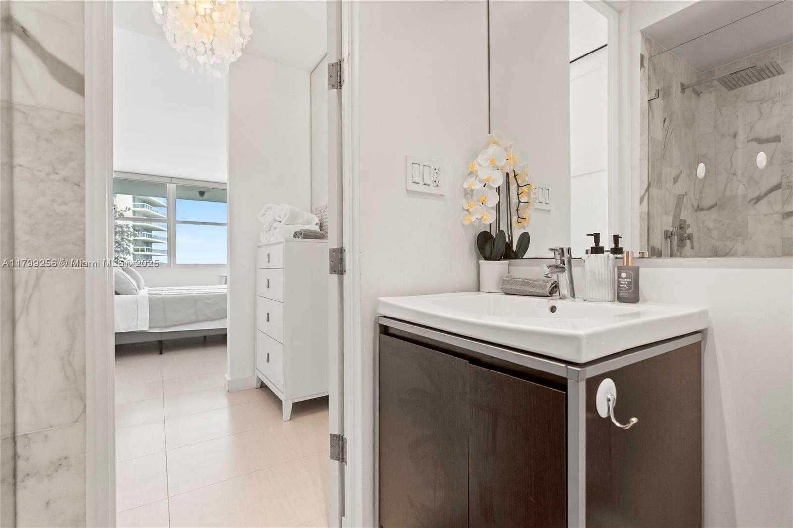 Small Image of 20 ISLAND AVE #907, Miami Beach Number 17