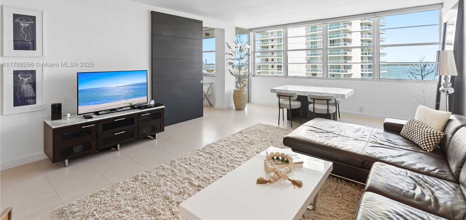 Small Image of 20 ISLAND AVE #907, Miami Beach Number 3