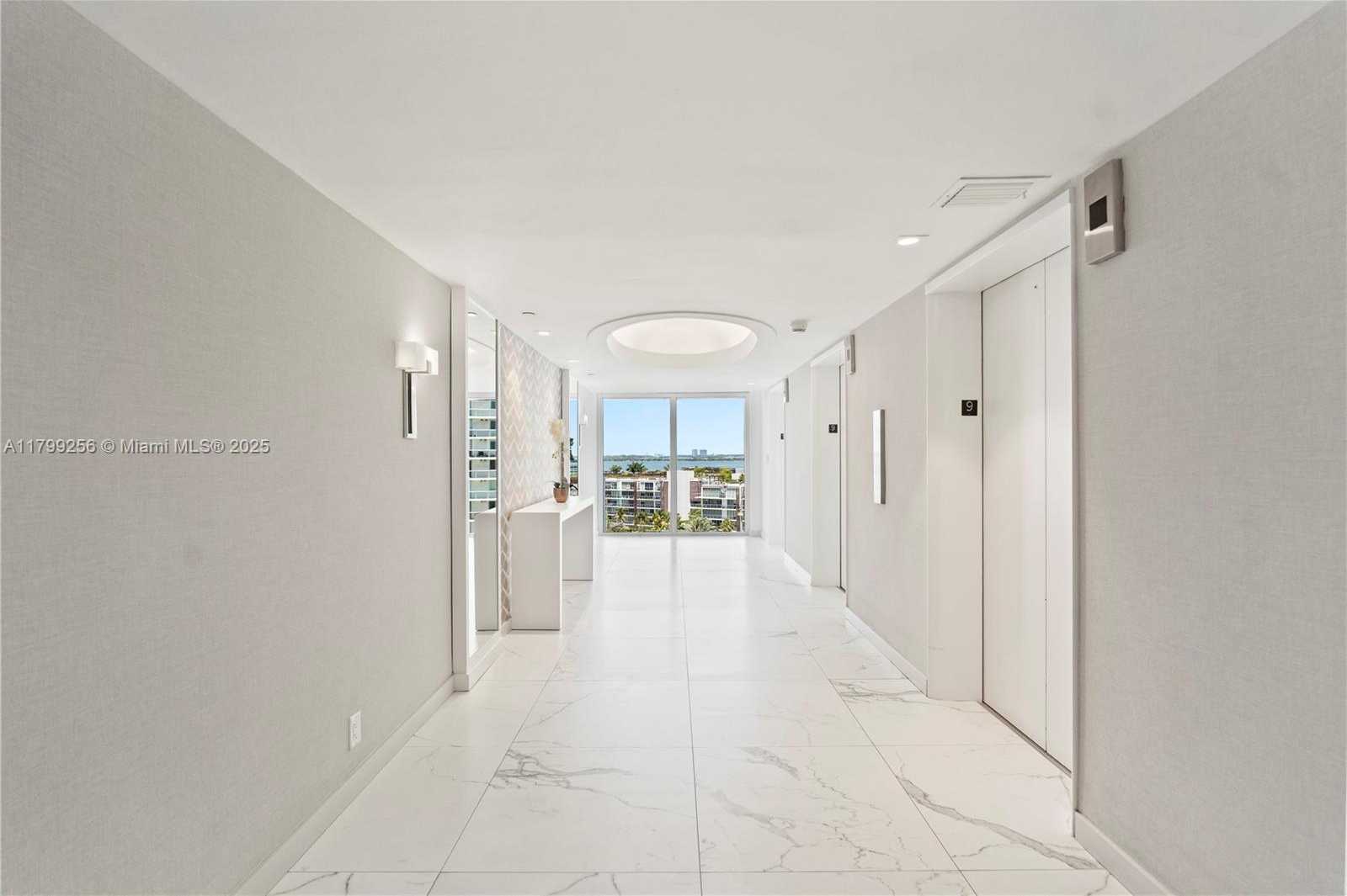 Small Image of 20 ISLAND AVE #907, Miami Beach Number 30
