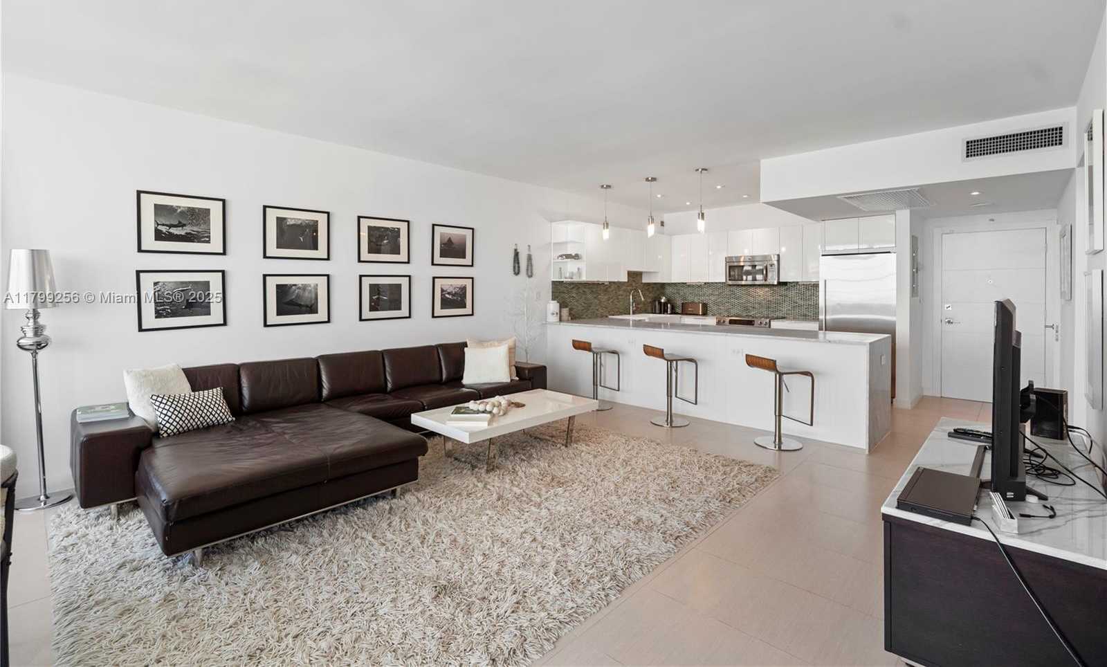 Small Image of 20 ISLAND AVE #907, Miami Beach Number 7