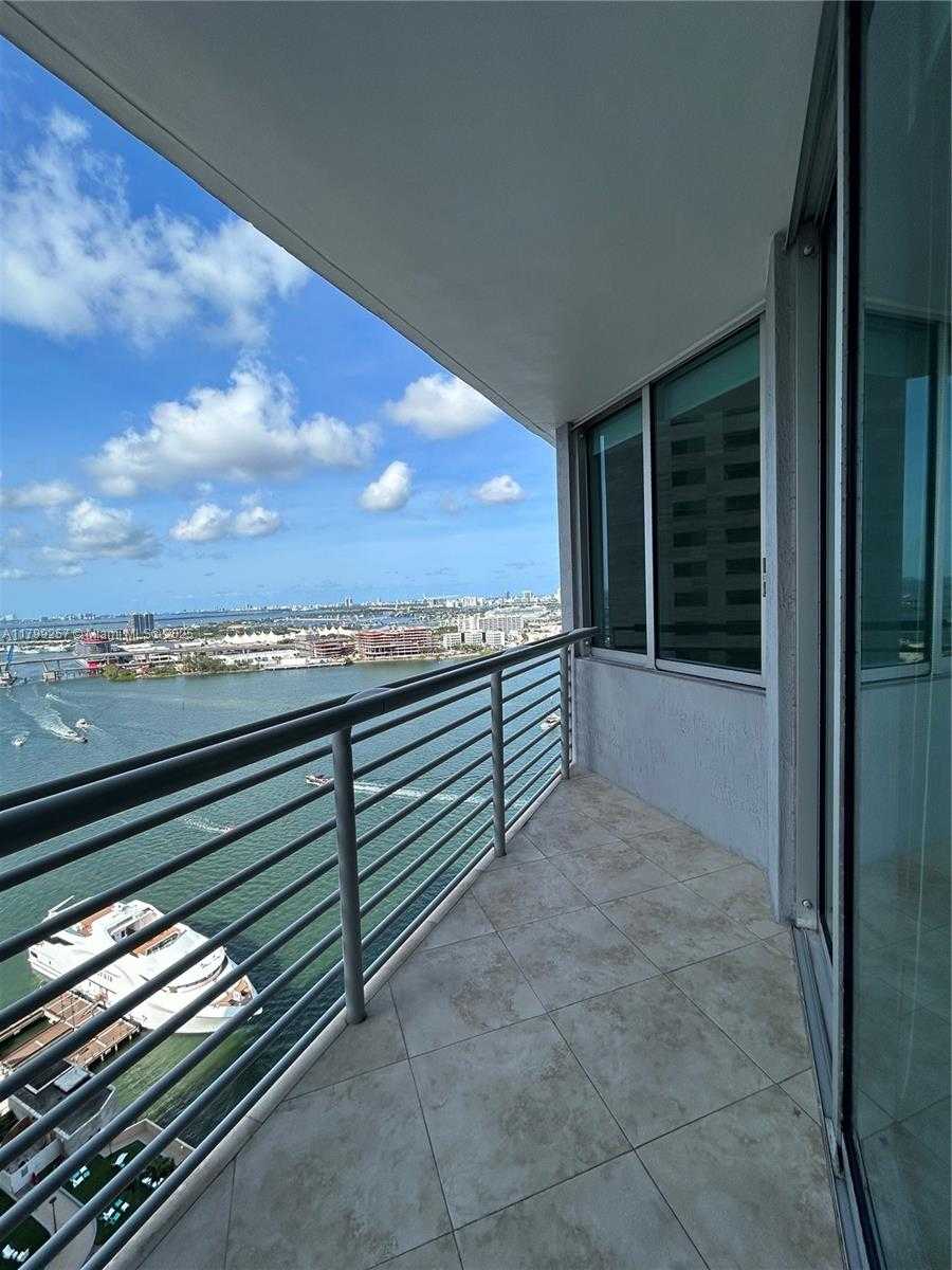 Small Image of 335 SOUTH BISCAYNE BLVD #2908, Miami Number 8