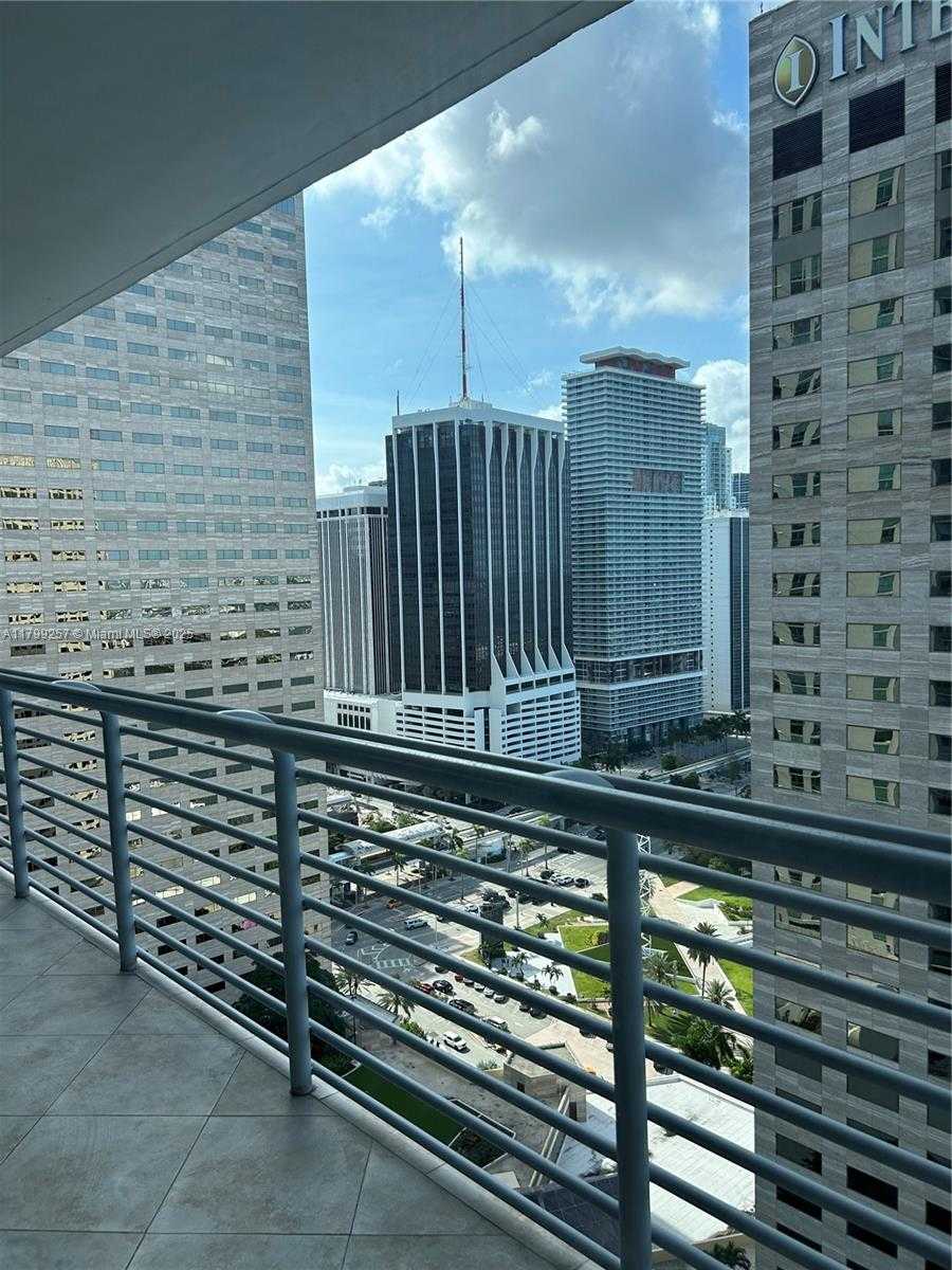 Small Image of 335 SOUTH BISCAYNE BLVD #2908, Miami Number 9