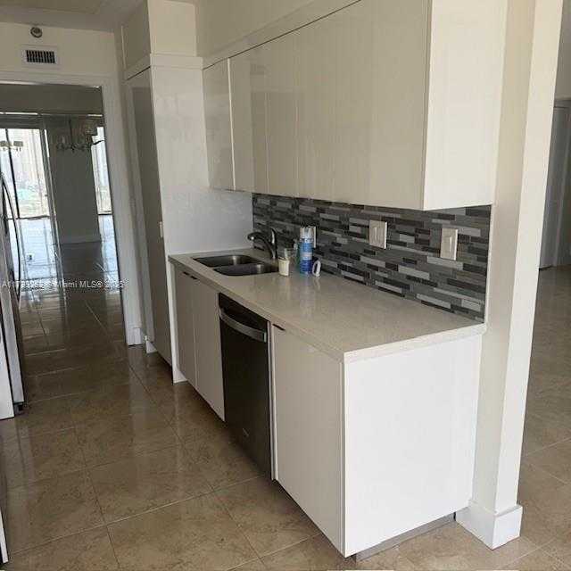 Small Image of 19355 TURNBERRY WAY #24F, Aventura Number 4