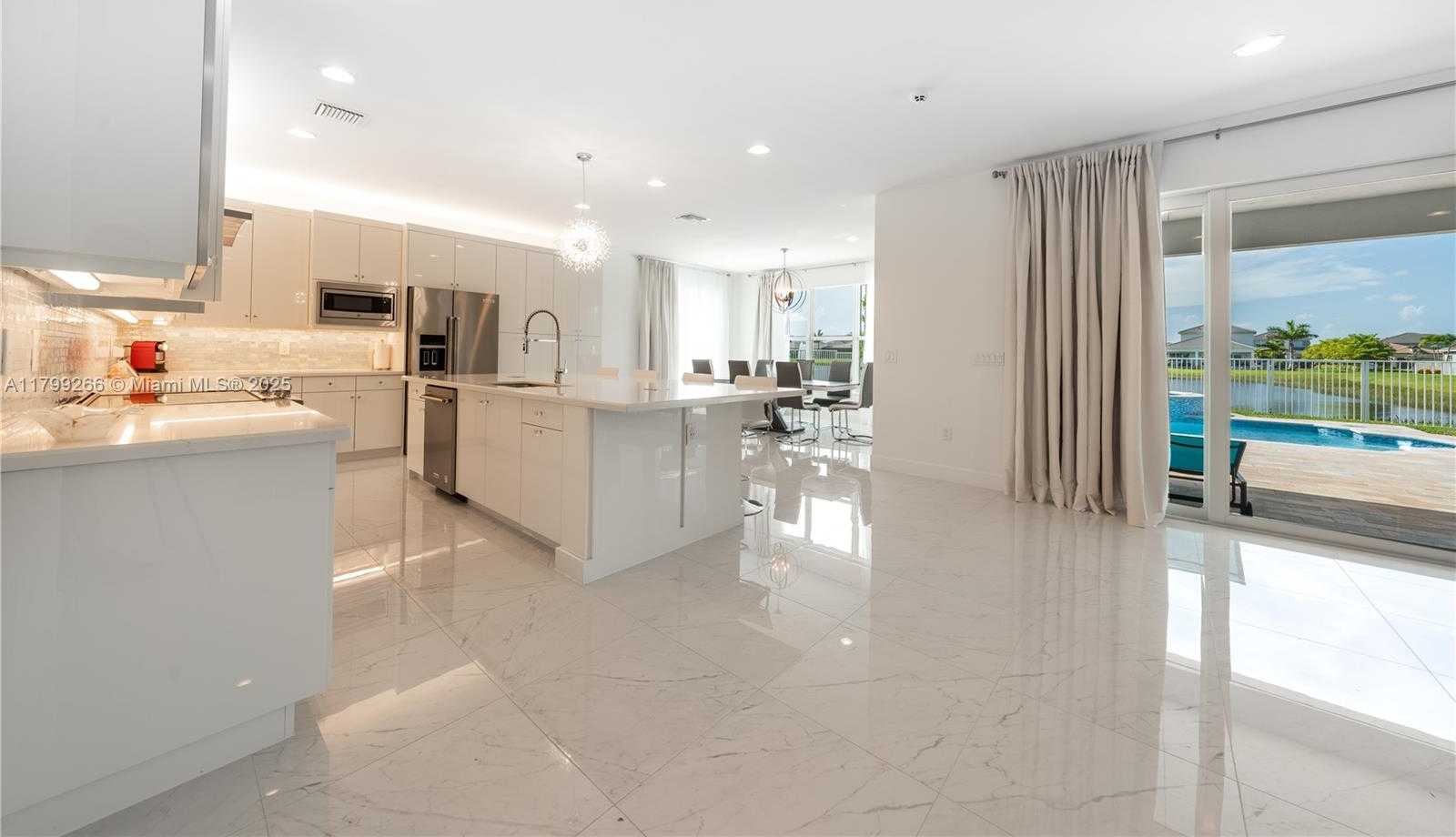Small Image of 13499 WHISTLER MOUNTAIN RD, Delray Beach Number 15