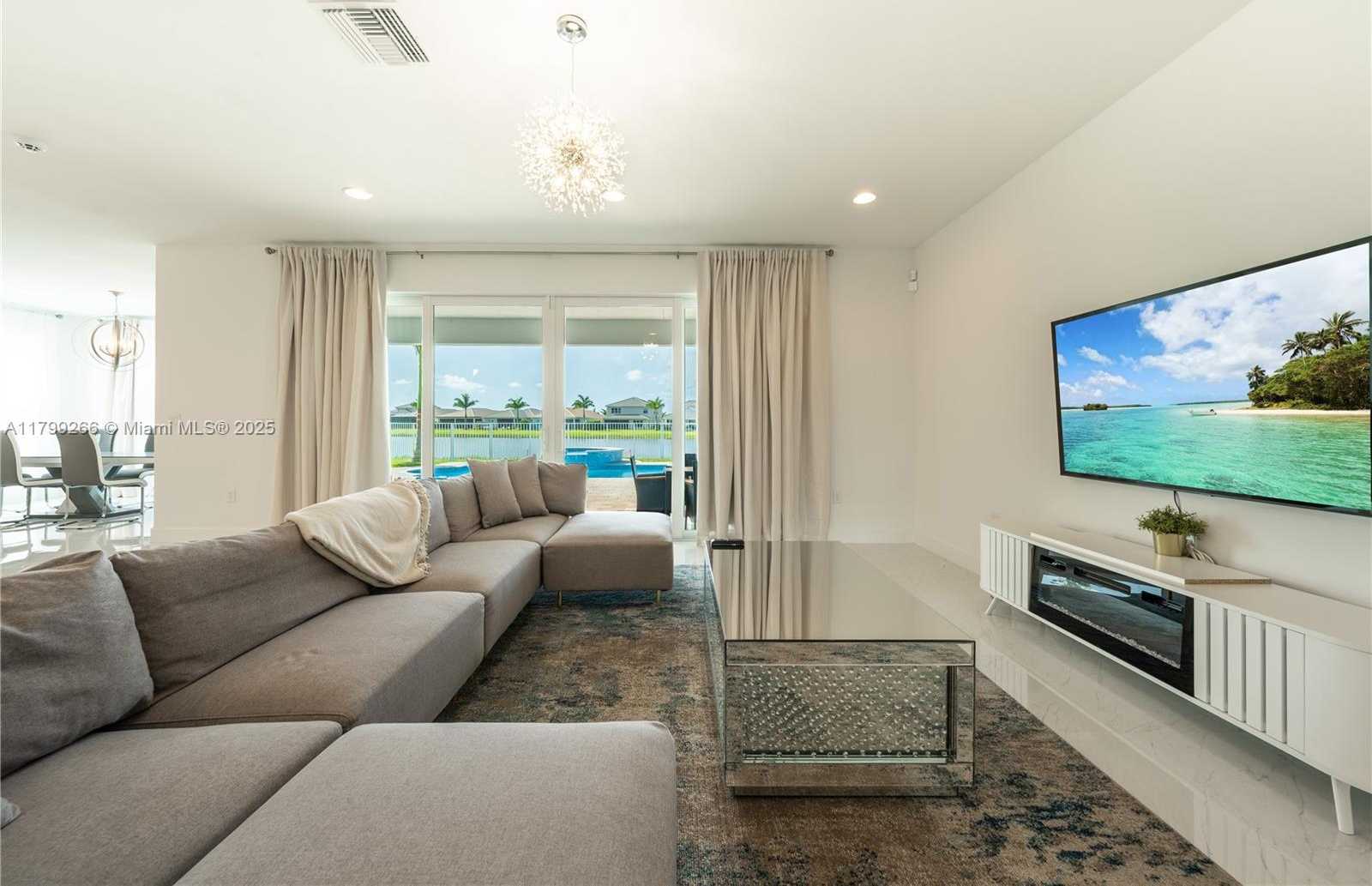 Small Image of 13499 WHISTLER MOUNTAIN RD, Delray Beach Number 19
