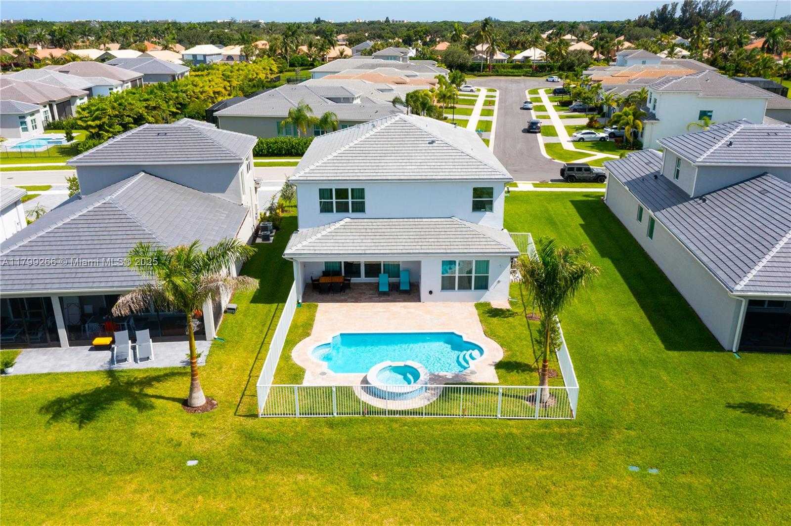 Small Image of 13499 WHISTLER MOUNTAIN RD, Delray Beach Number 6