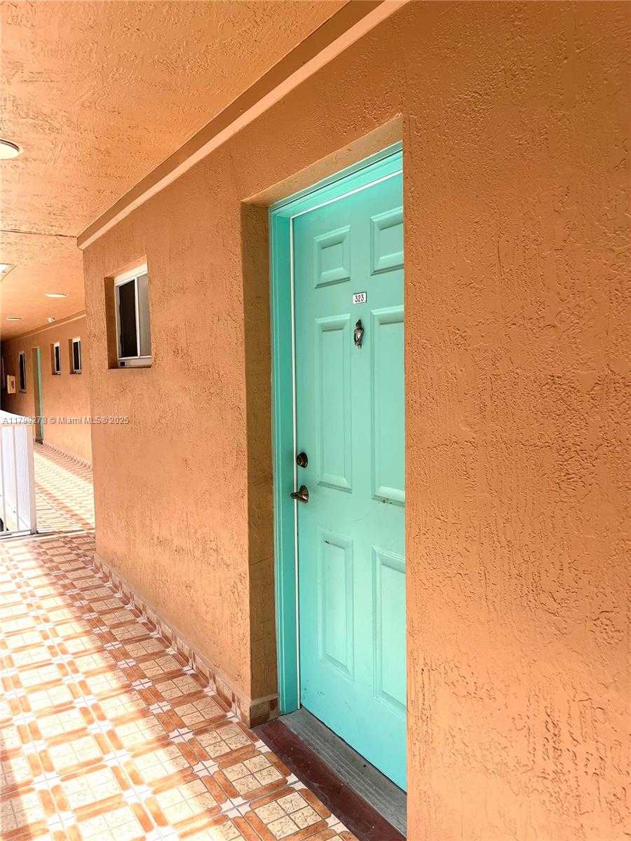 Small Image of 6801 HARDING AVE #323, Miami Beach Number 22