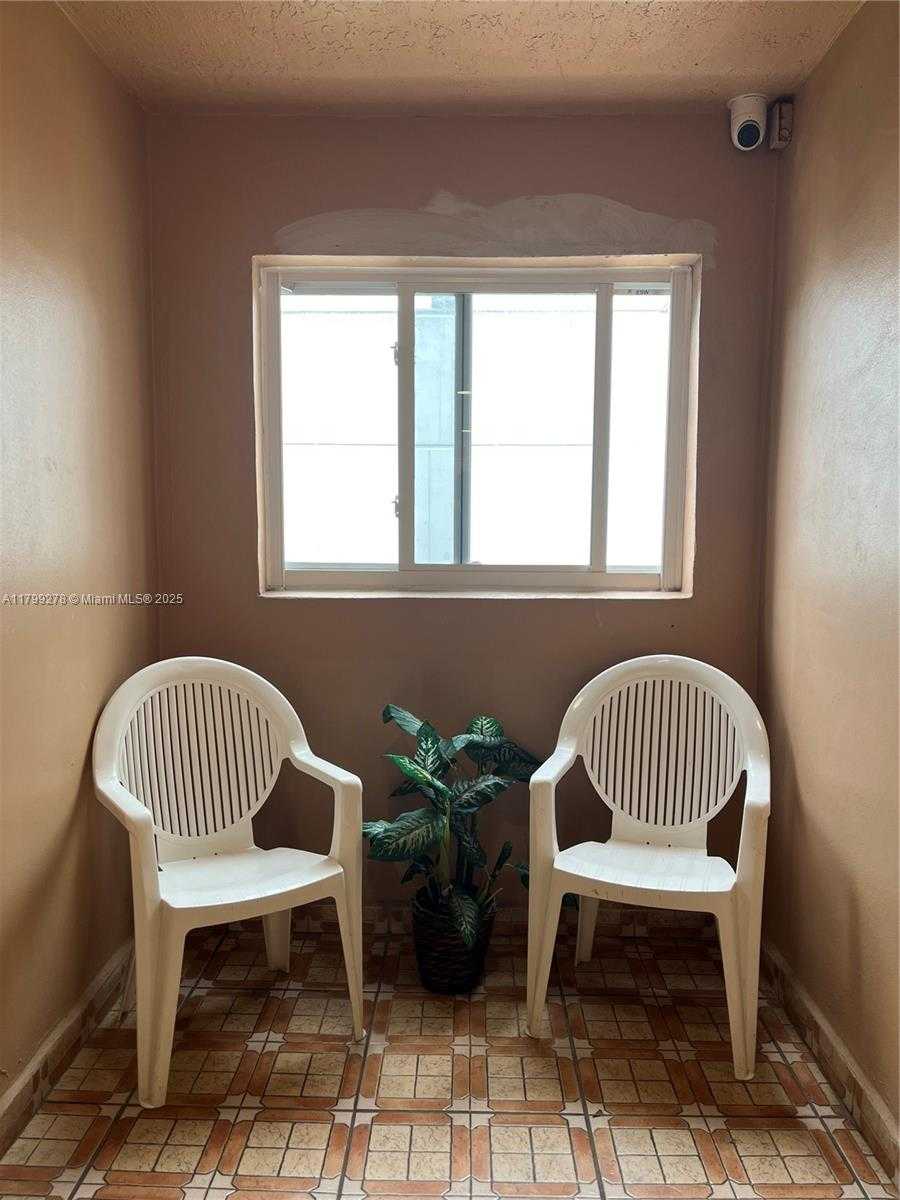 Small Image of 6801 HARDING AVE #323, Miami Beach Number 28