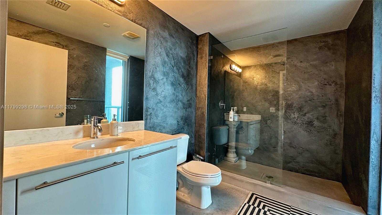 Small Image of 888 BISCAYNE BLVD #4312, Miami Number 11