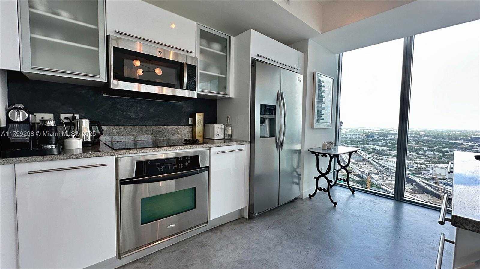Small Image of 888 BISCAYNE BLVD #4312, Miami Number 15