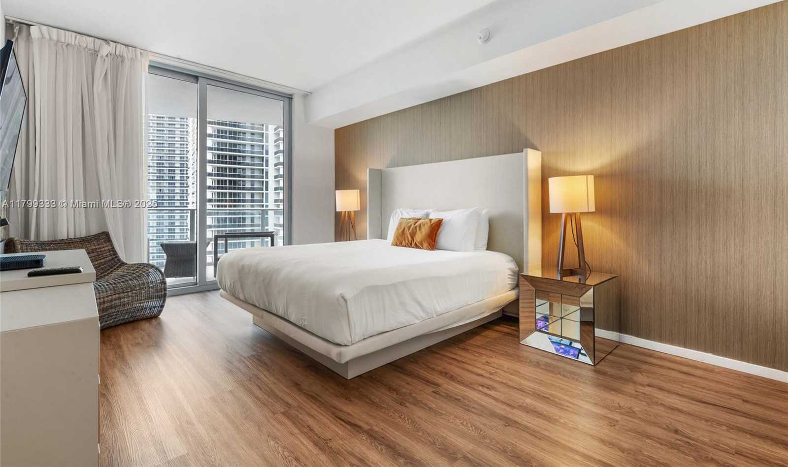 Small Image of 4111 SOUTH OCEAN DR #2307, Hollywood Number 23