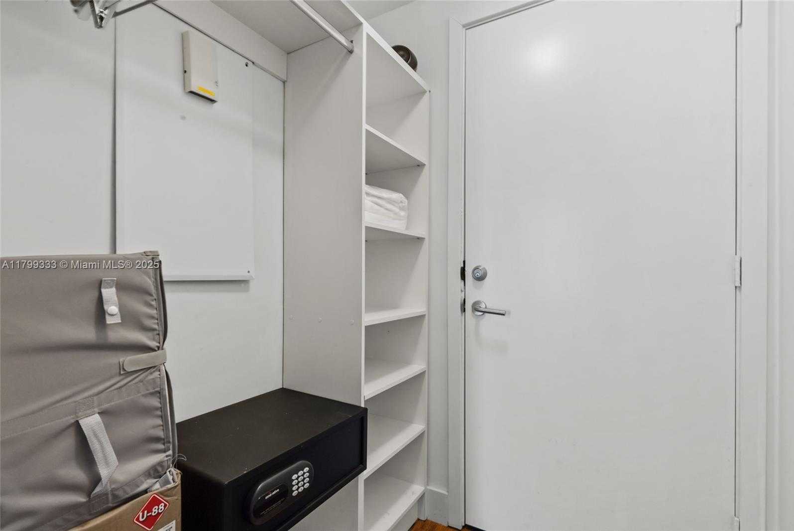 Small Image of 4111 SOUTH OCEAN DR #2307, Hollywood Number 25