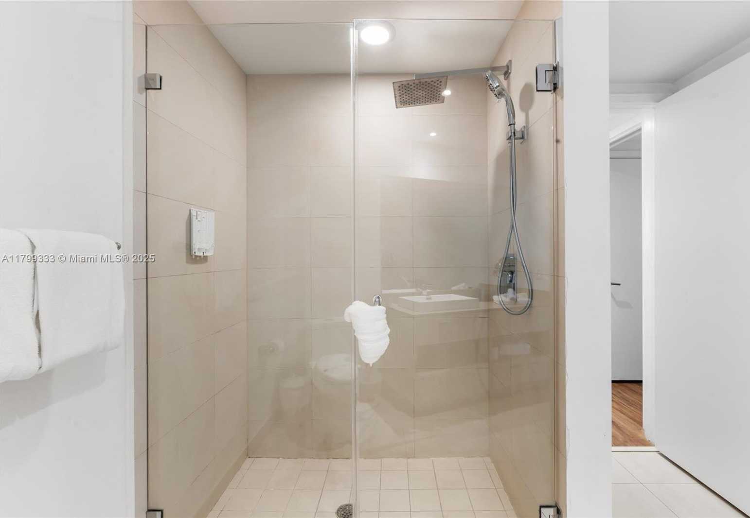 Small Image of 4111 SOUTH OCEAN DR #2307, Hollywood Number 26