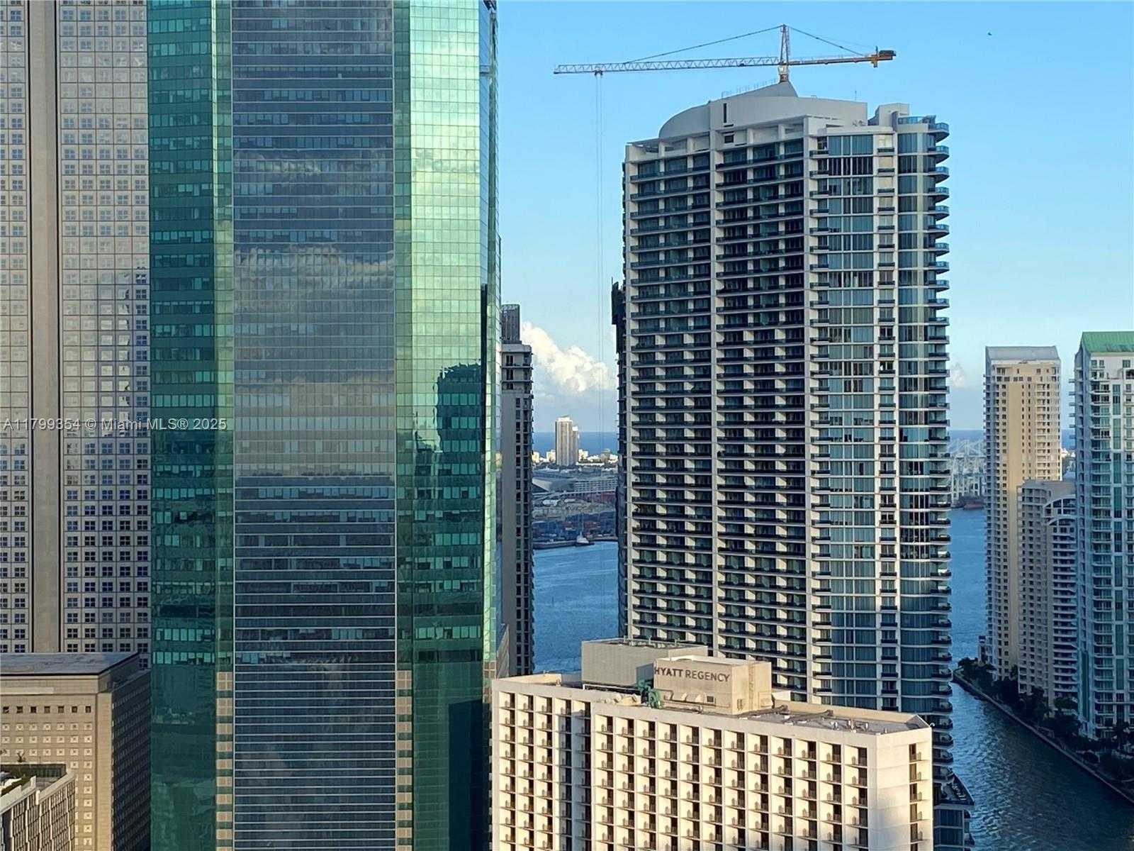 Small Image of 350 SOUTH MIAMI AVE #3011, Miami Number 3