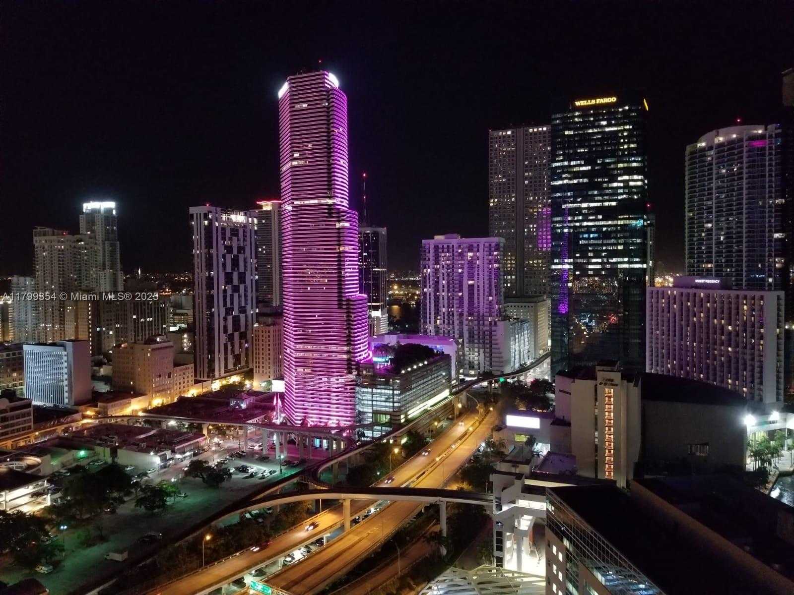 Small Image of 350 SOUTH MIAMI AVE #3011, Miami Number 6