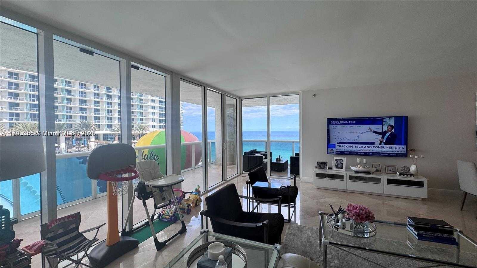 Small Image of 1800 SOUTH OCEAN DR #1510, Hallandale Beach Number 15