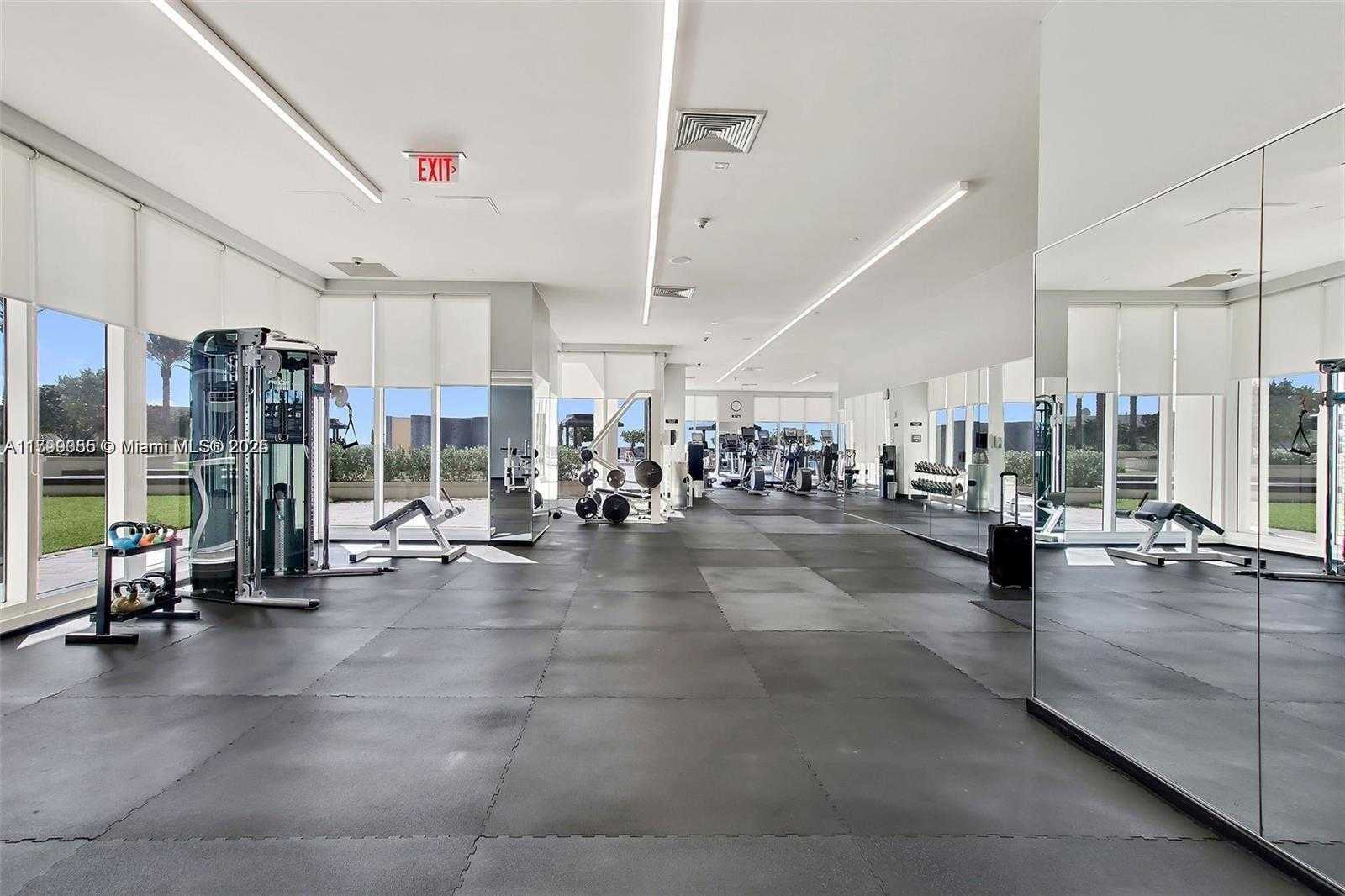 Small Image of 1800 SOUTH OCEAN DR #1510, Hallandale Beach Number 61