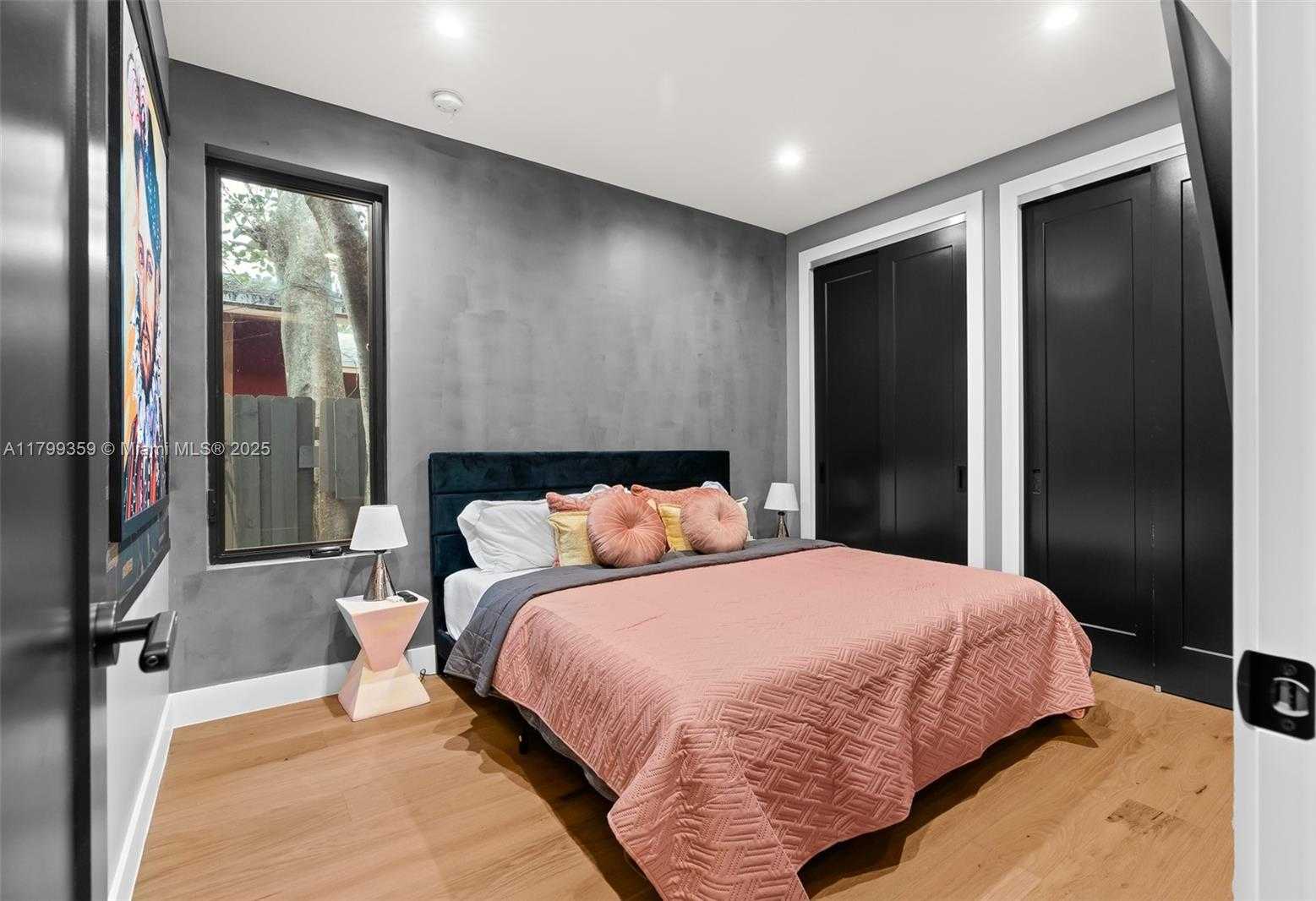 Small Image of 400 NORTH WEST 49TH ST, Miami Number 22