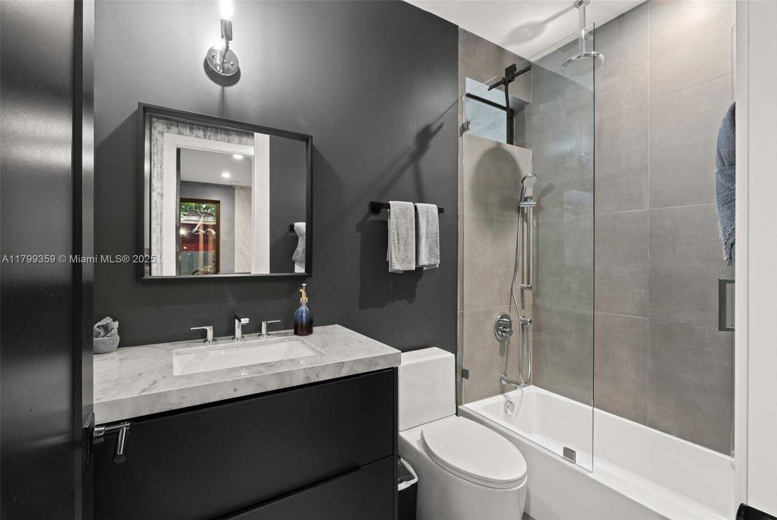 Small Image of 400 NORTH WEST 49TH ST, Miami Number 26