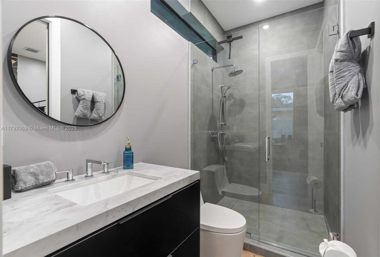 Small Image of 400 NORTH WEST 49TH ST, Miami Number 33