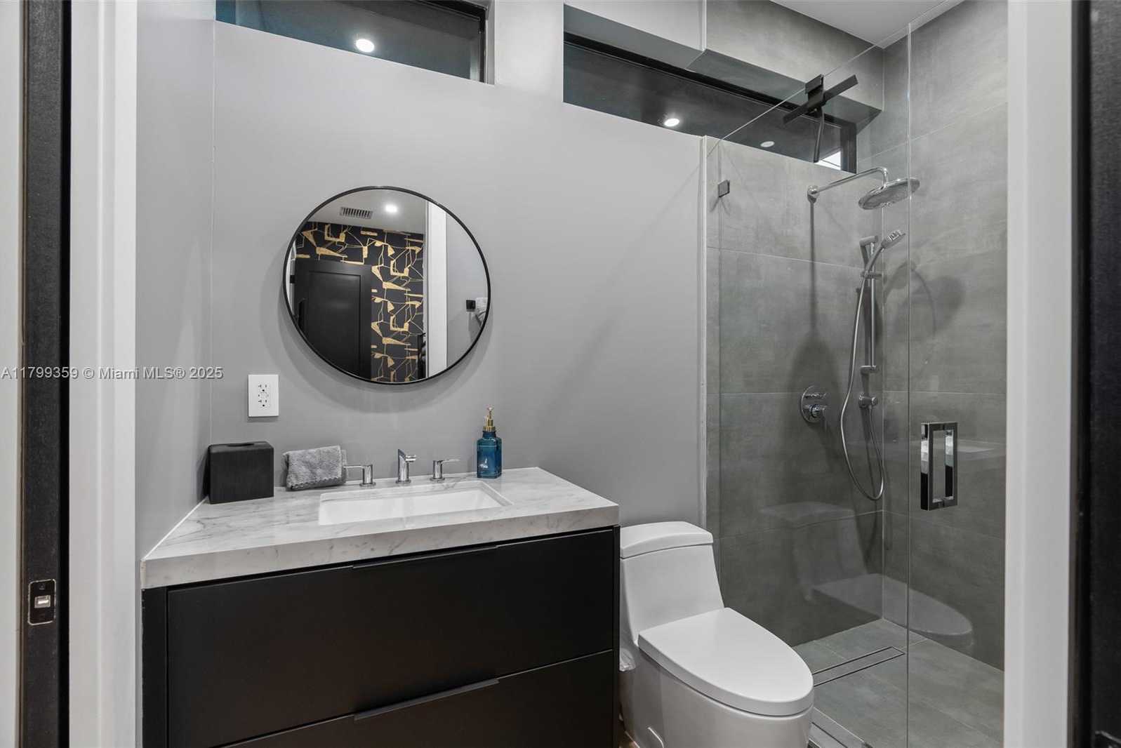 Small Image of 400 NORTH WEST 49TH ST, Miami Number 37