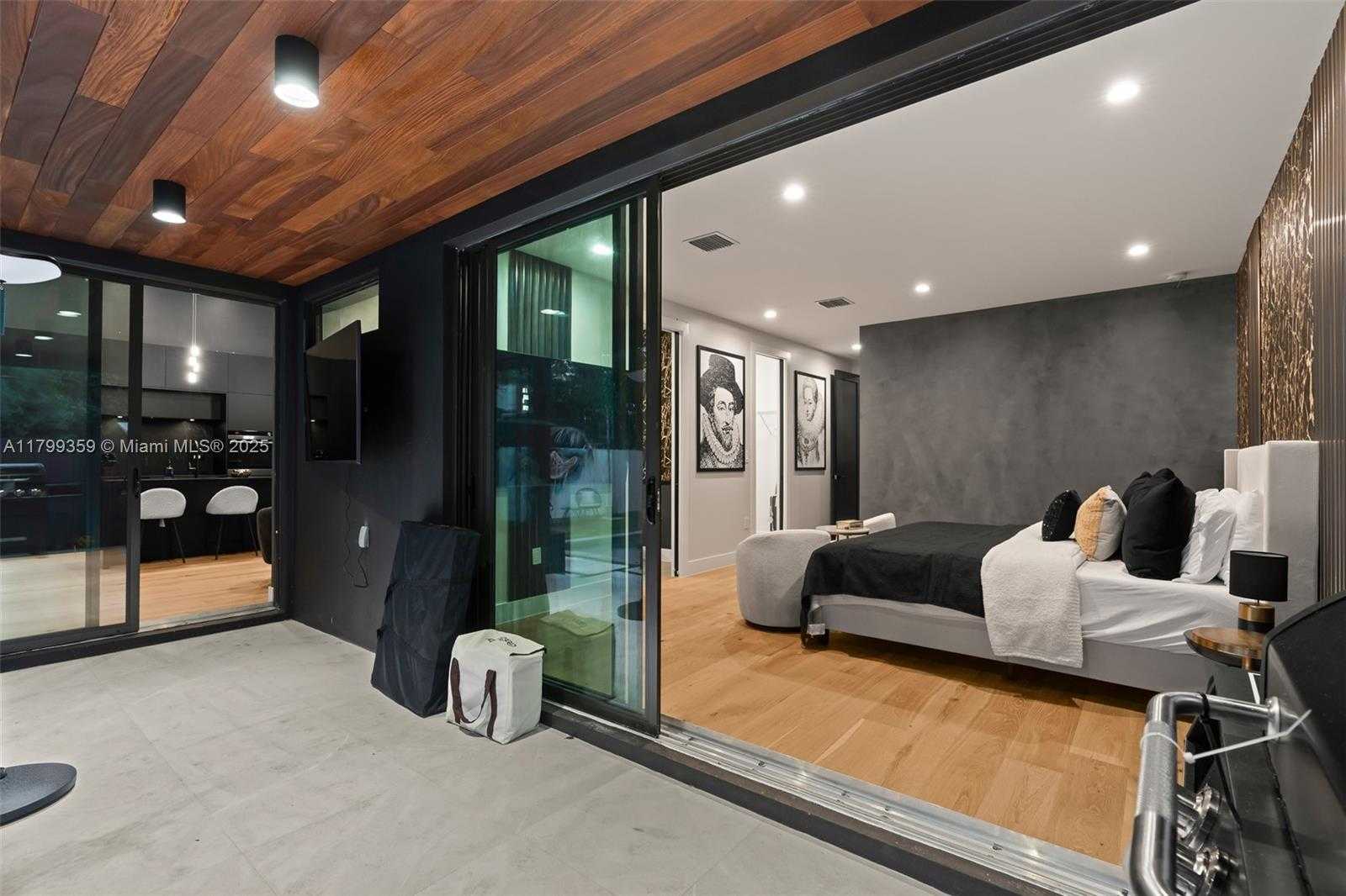 Small Image of 400 NORTH WEST 49TH ST, Miami Number 46