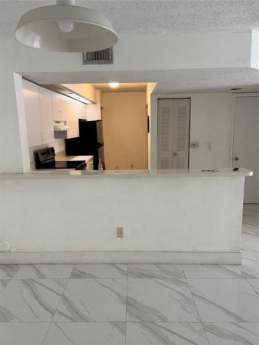 Small Image of 18830 NORTH WEST 57TH AVE #106, Hialeah Number 13
