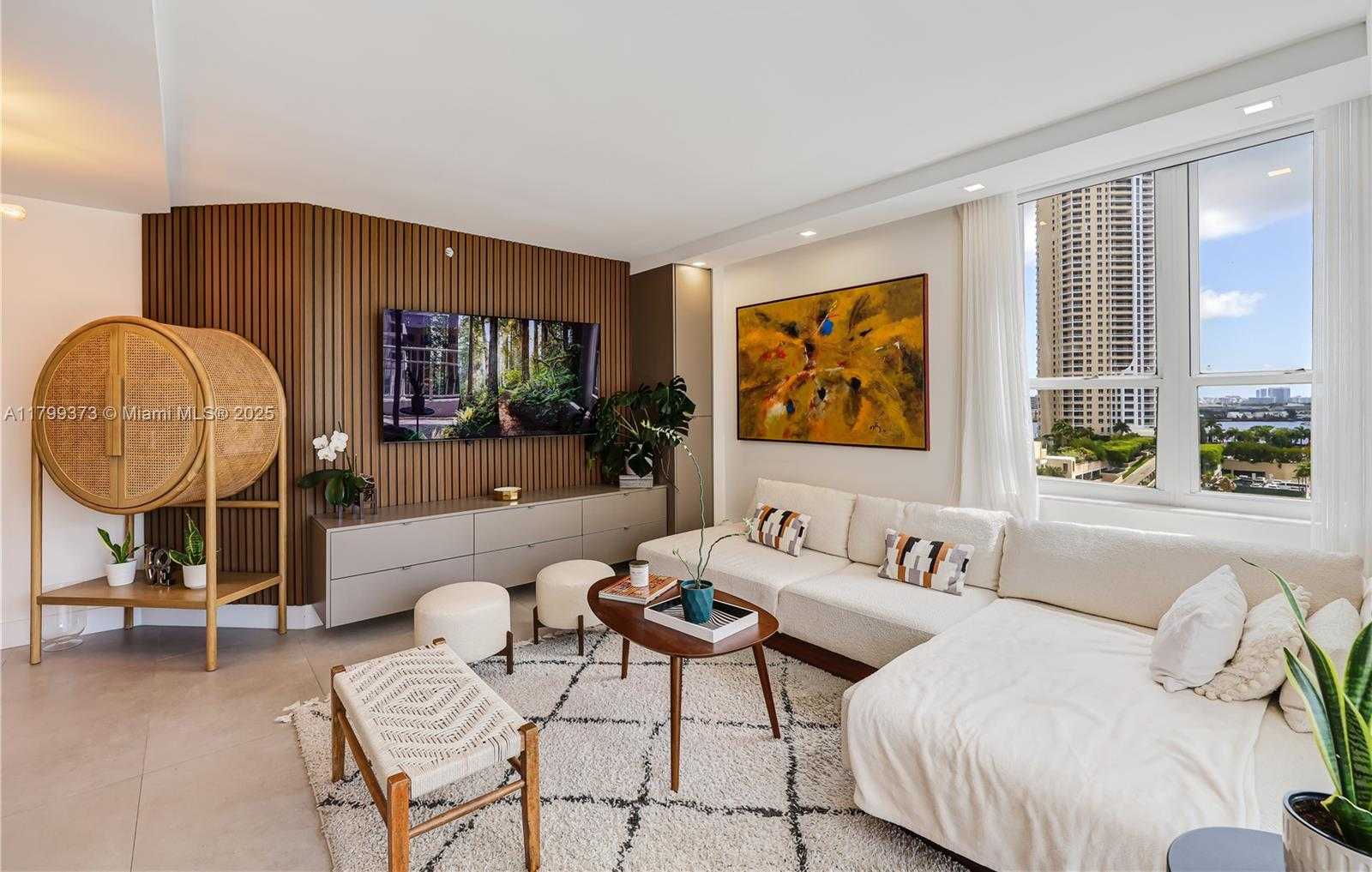 Small Image of 701 BRICKELL KEY BLVD #1110, Miami Number 6