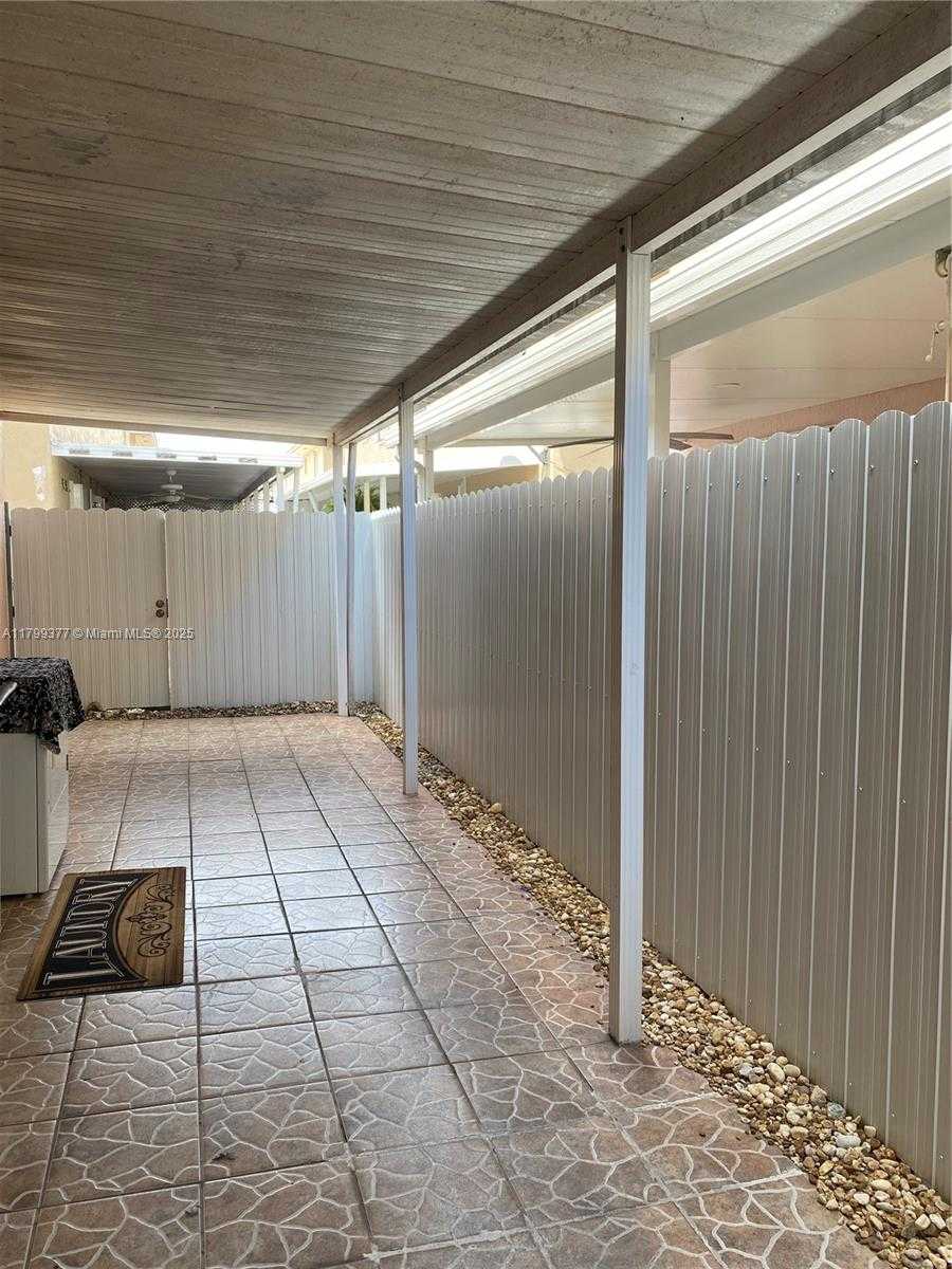 Small Image of 3282 WEST 70TH ST #102, Hialeah Number 13