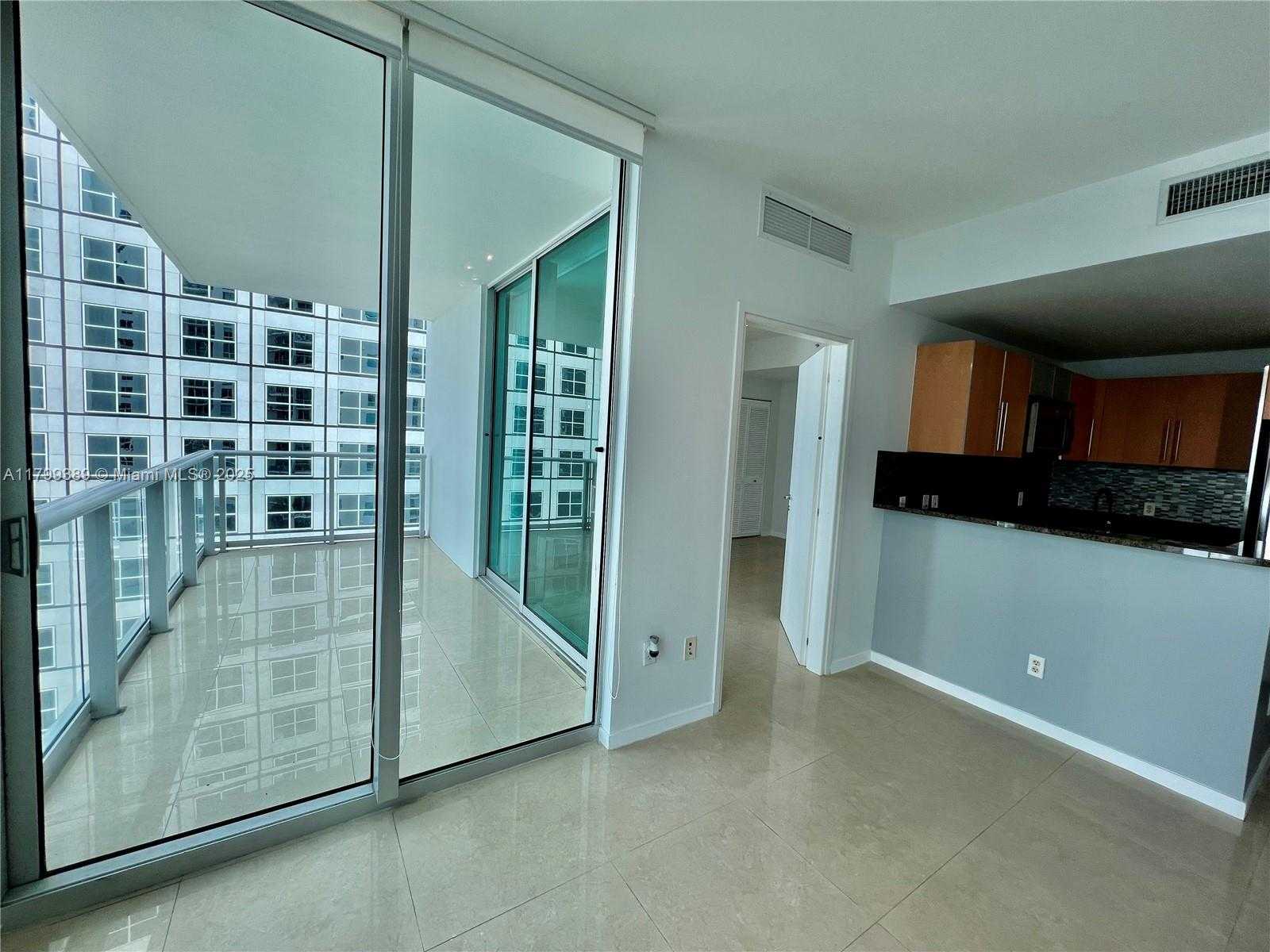 Small Image of 300 SOUTH BISCAYNE BLVD #2111, Miami Number 14