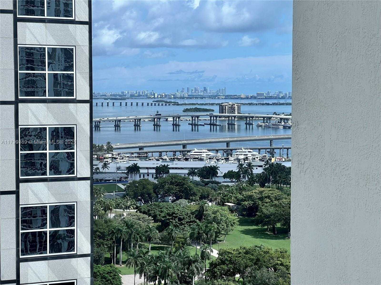Small Image of 300 SOUTH BISCAYNE BLVD #2111, Miami Number 16