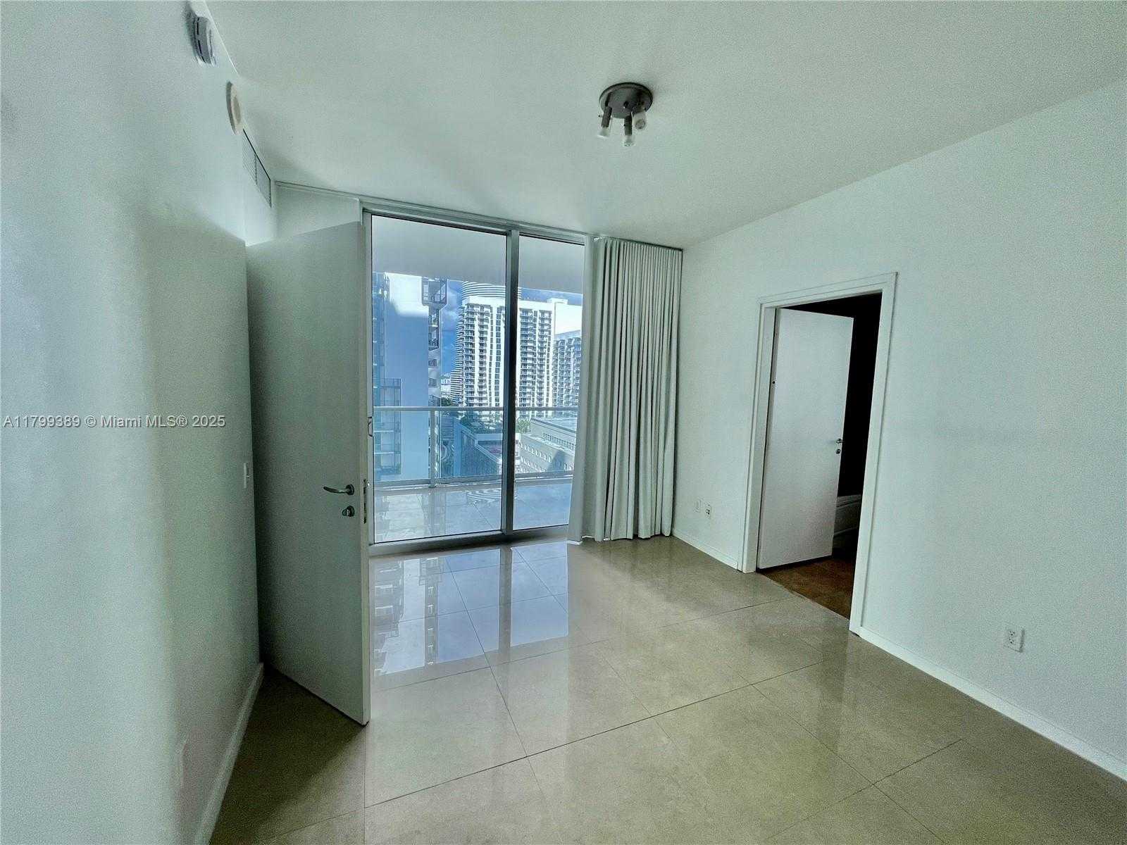 Small Image of 300 SOUTH BISCAYNE BLVD #2111, Miami Number 8