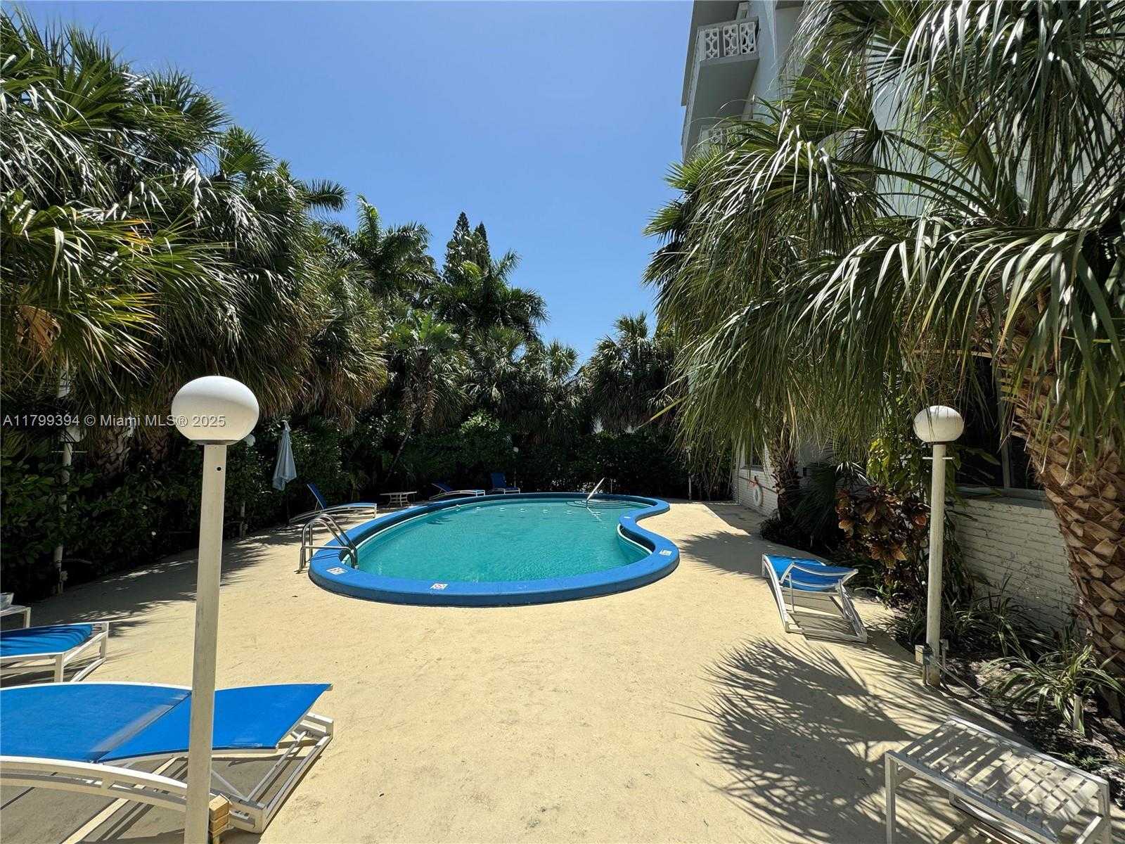 Small Image of 9700 EAST BAY HARBOR DR #401, Bay Harbor Islands Number 20