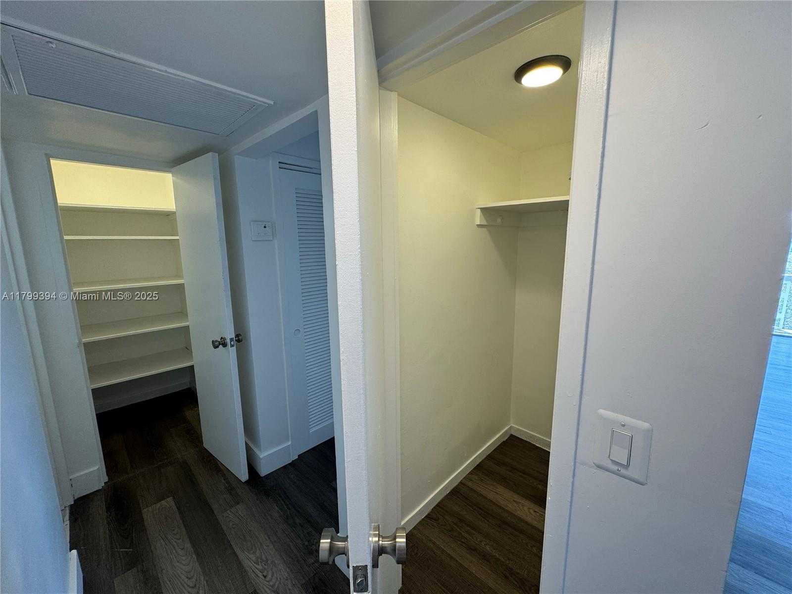 Small Image of 9700 EAST BAY HARBOR DR #401, Bay Harbor Islands Number 6