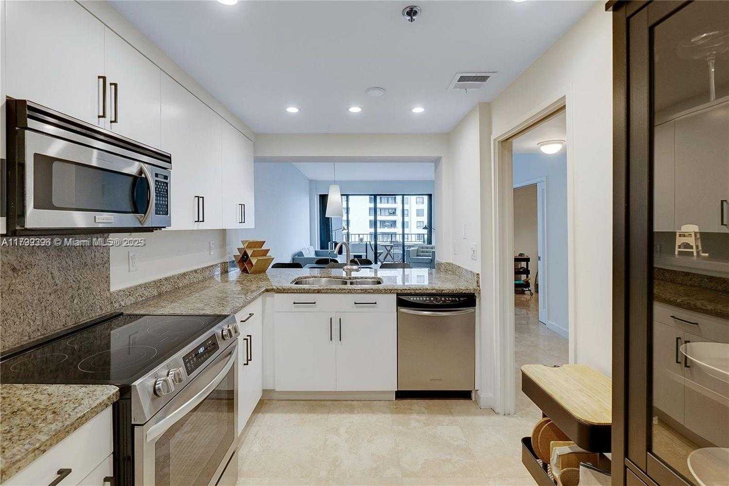 Small Image of 201 CRANDON BLVD #432, Key Biscayne Number 15