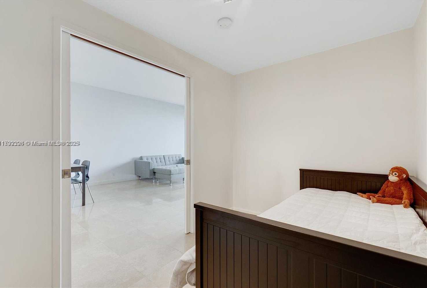 Small Image of 201 CRANDON BLVD #432, Key Biscayne Number 21