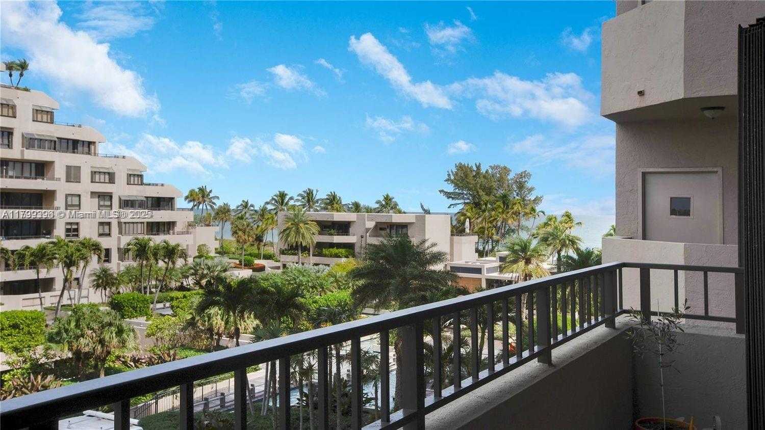 Small Image of 201 CRANDON BLVD #432, Key Biscayne Number 3