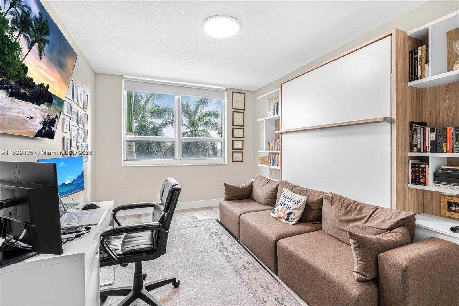 Small Image of 2000 NORTH BAYSHORE #314, Miami Number 16