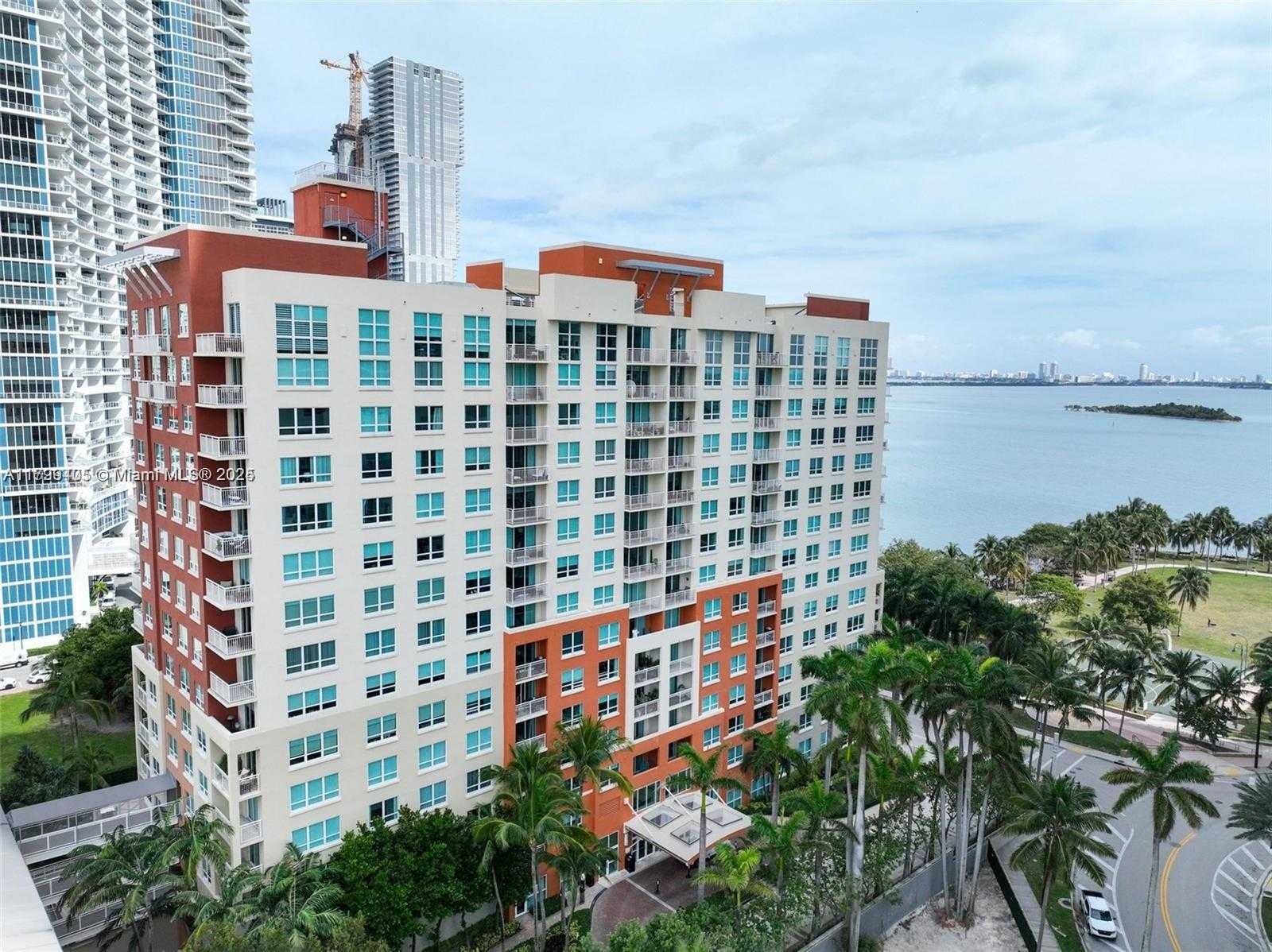 Small Image of 2000 NORTH BAYSHORE #314, Miami Number 23