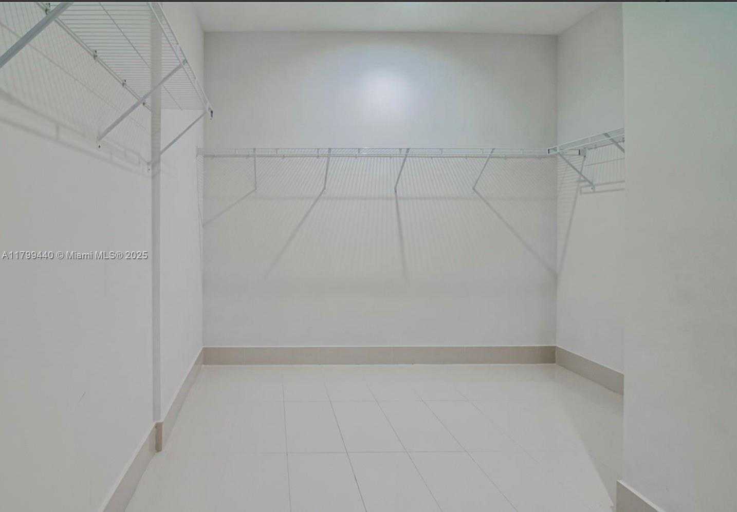 Small Image of 55 SOUTH WEST 9TH ST #4409, Miami Number 6