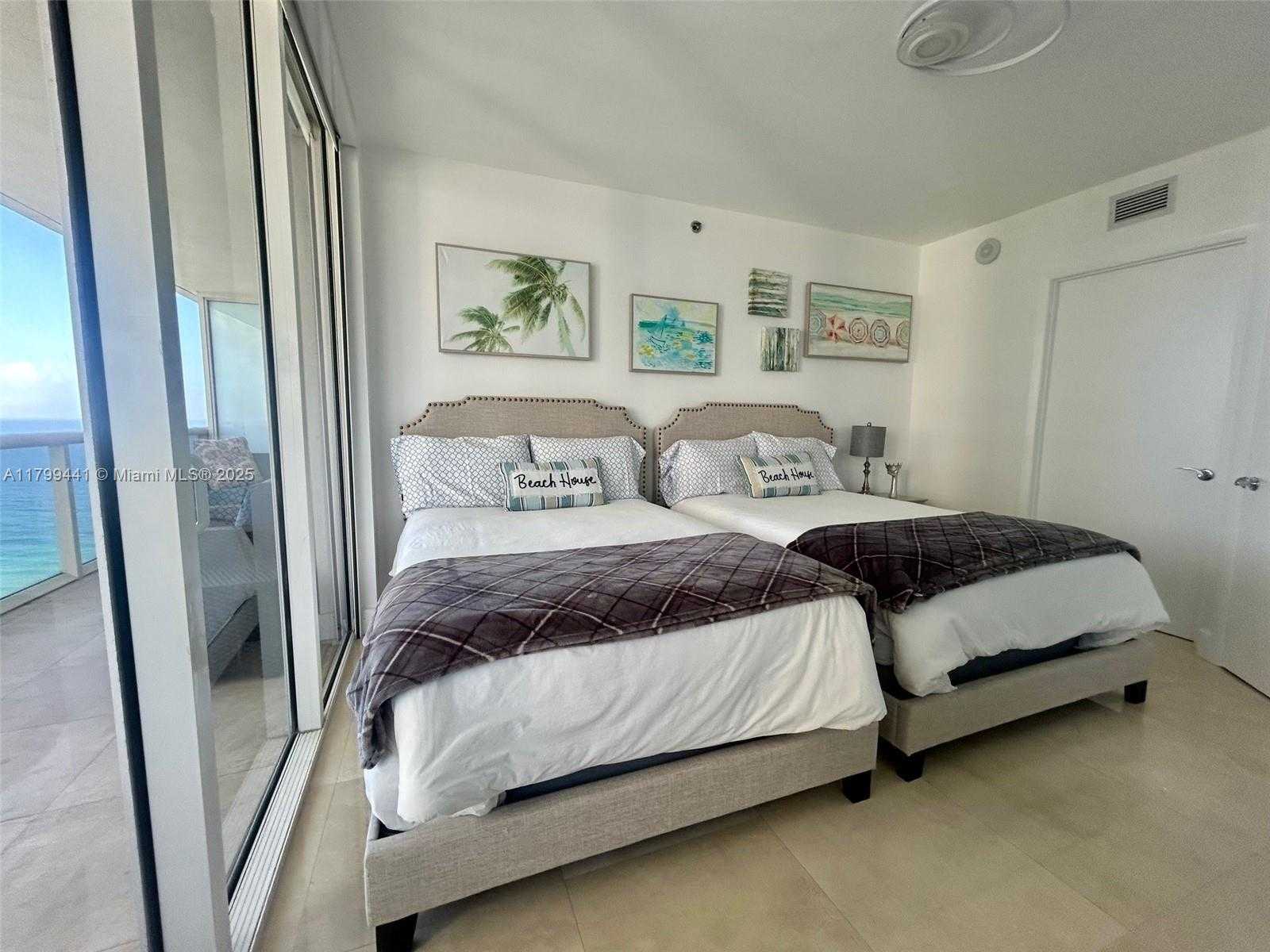 Small Image of 1830 SOUTH OCEAN DR #2208, Hallandale Beach Number 13