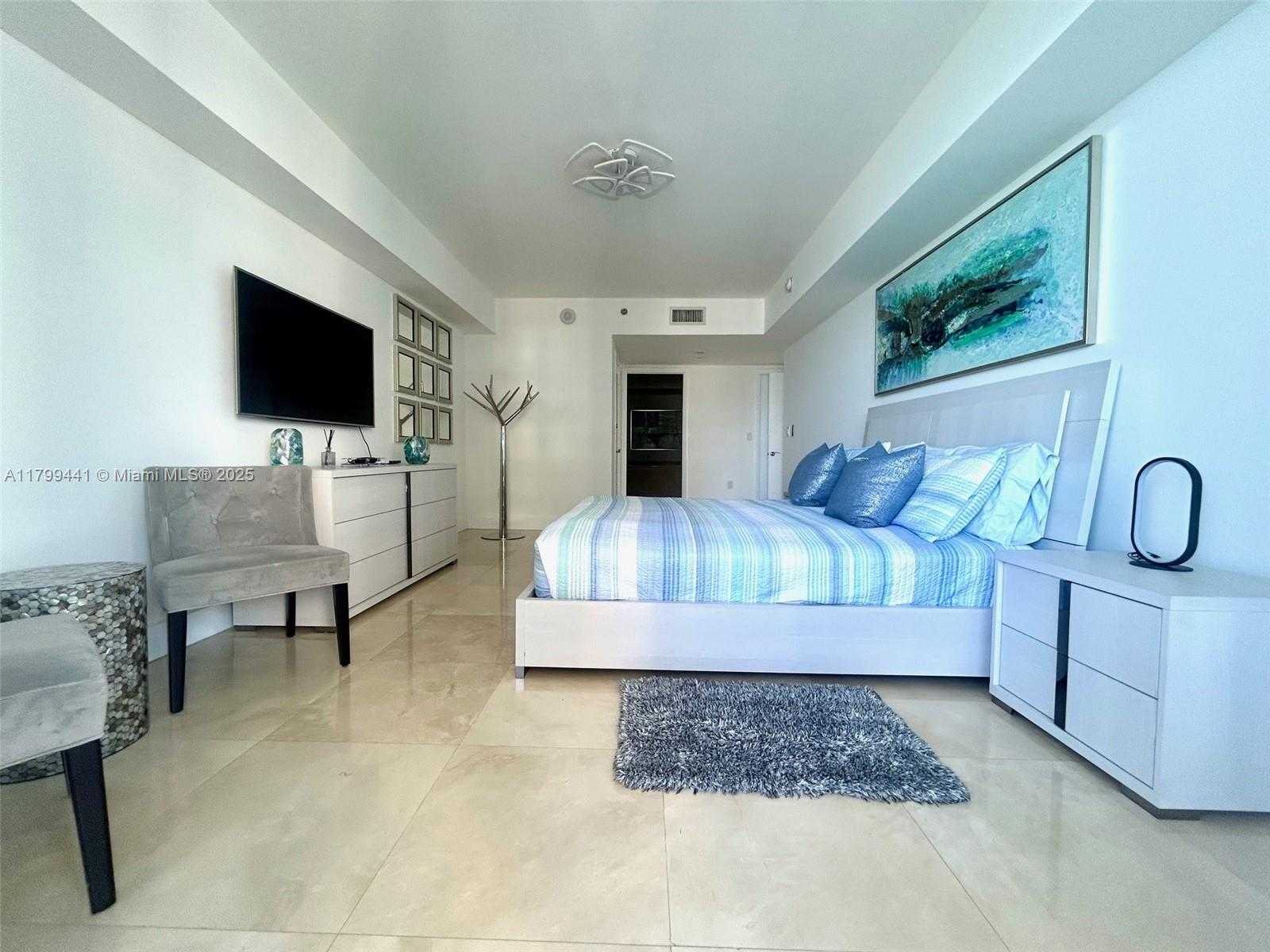 Small Image of 1830 SOUTH OCEAN DR #2208, Hallandale Beach Number 19