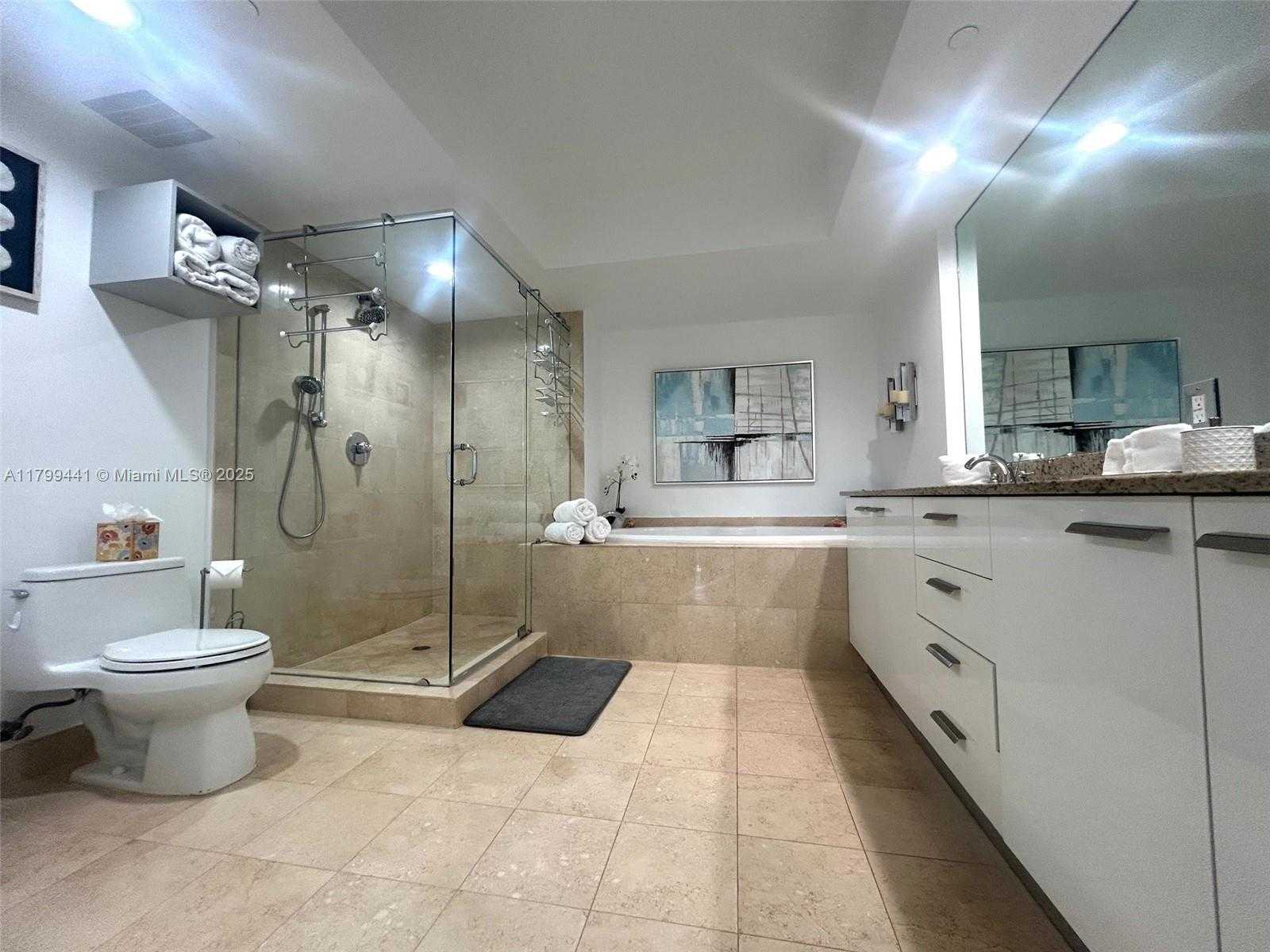 Small Image of 1830 SOUTH OCEAN DR #2208, Hallandale Beach Number 22