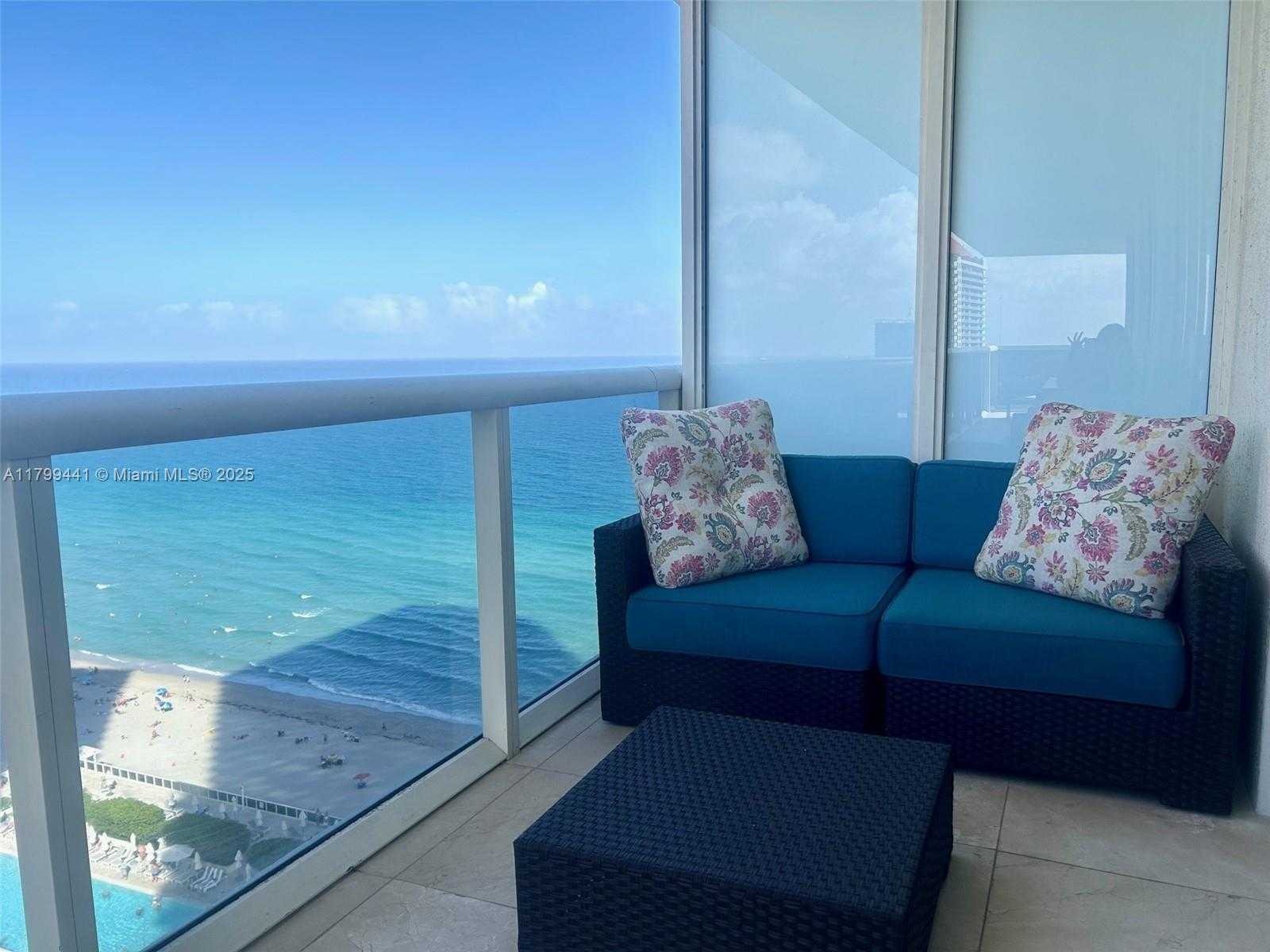 Small Image of 1830 SOUTH OCEAN DR #2208, Hallandale Beach Number 5
