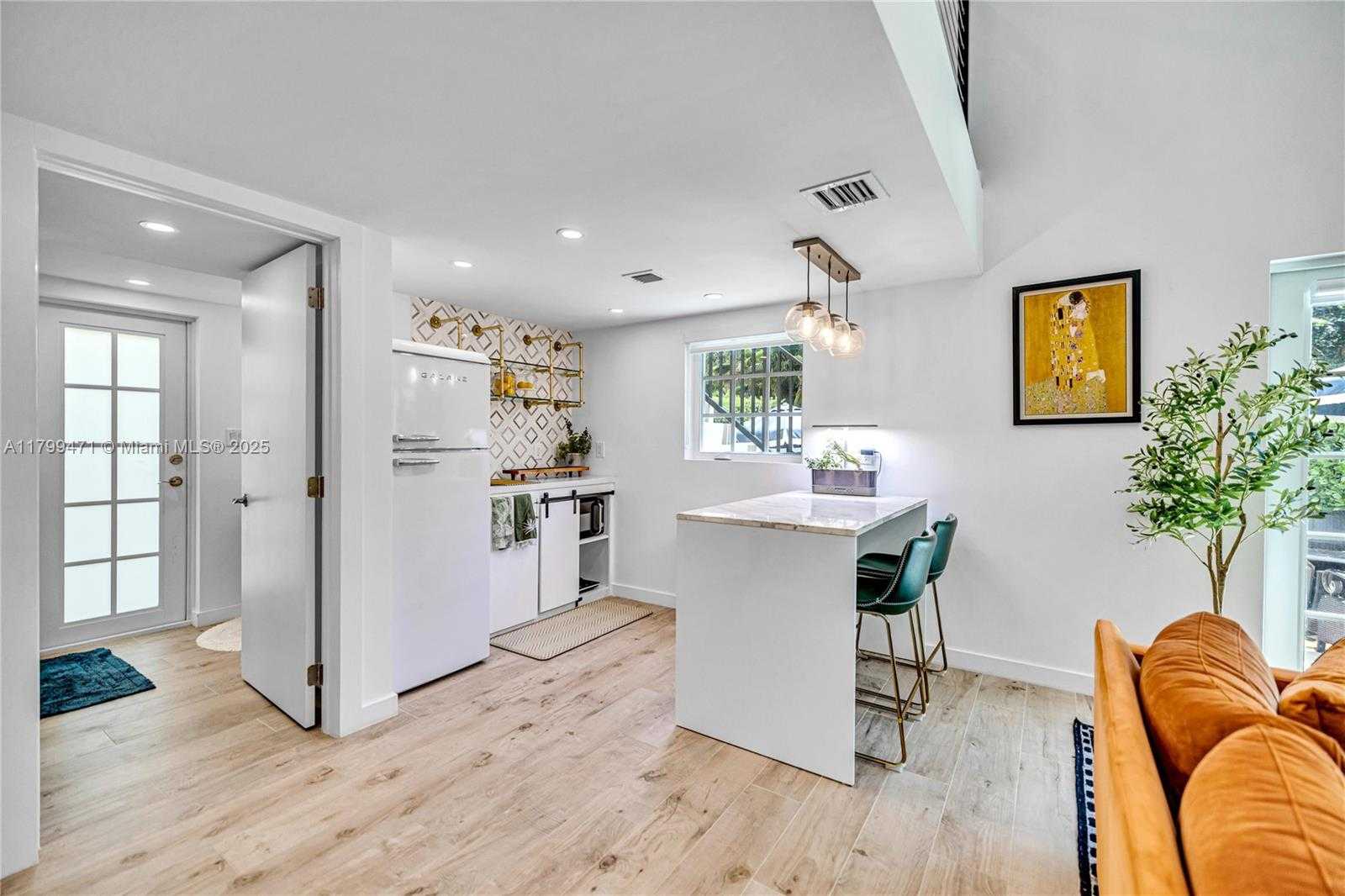 Small Image of 1503 GENOA ST, Coral Gables Number 10