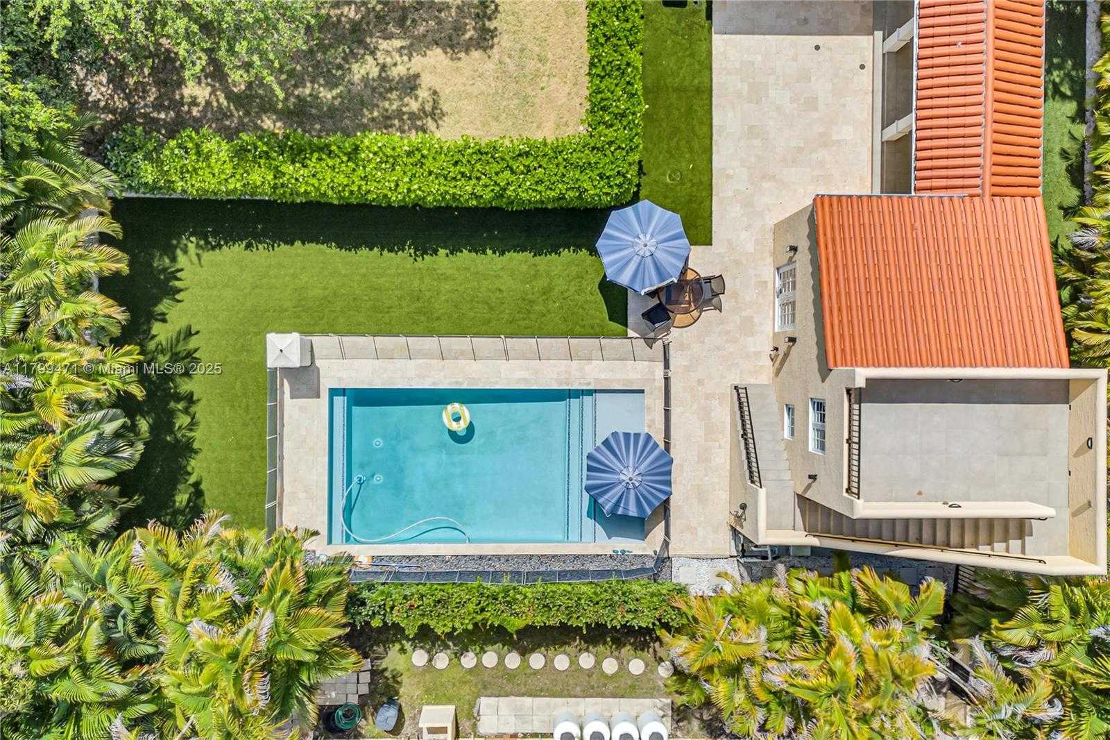Small Image of 1503 GENOA ST, Coral Gables Number 3